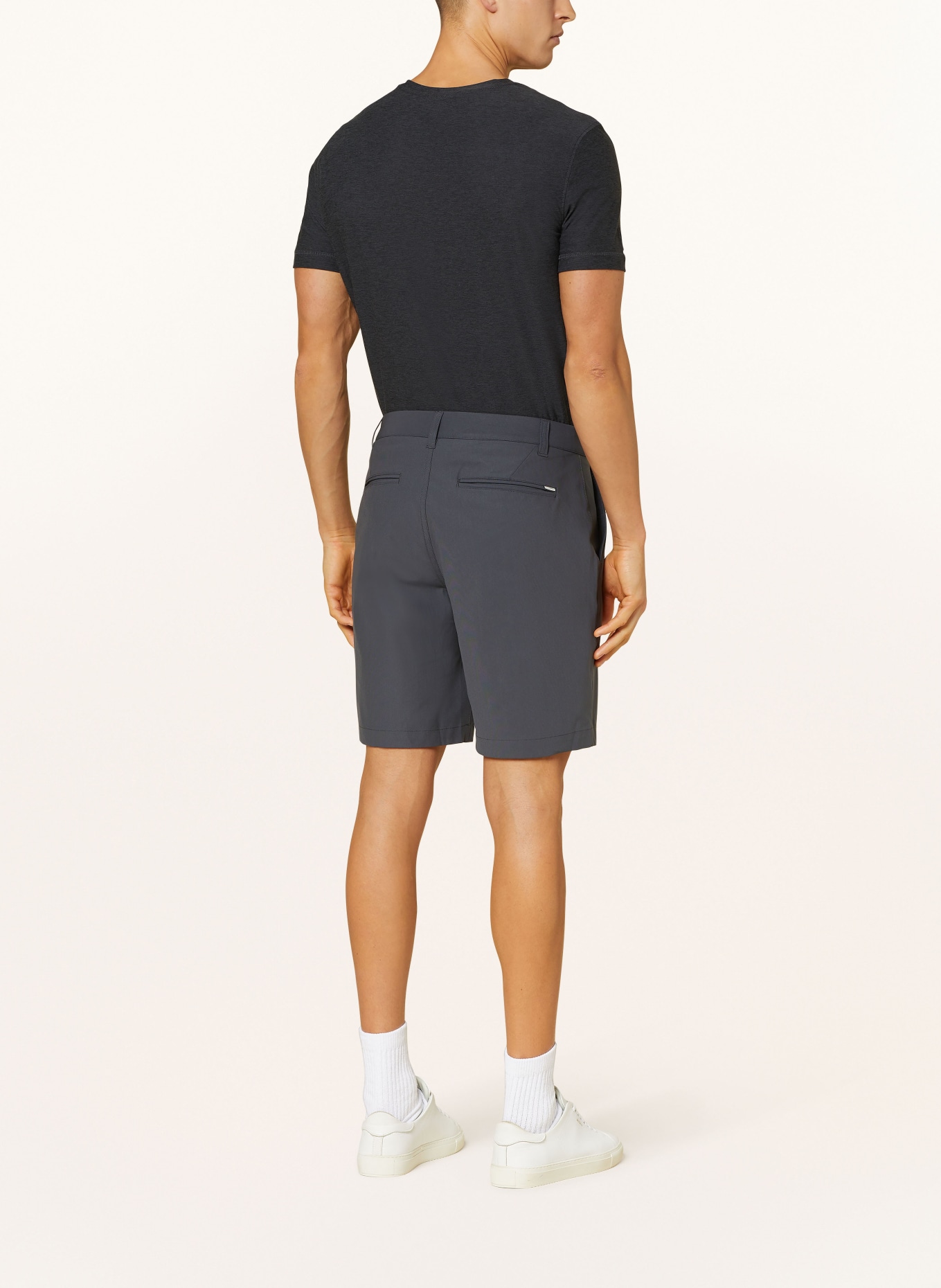 vuori Golf shorts META, Color: GRAY (Image 3)