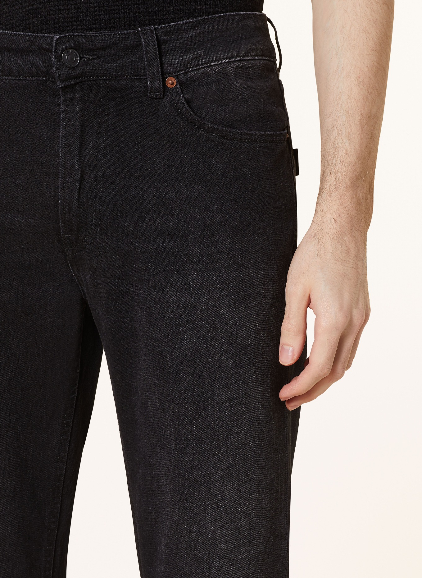 HAIKURE Jeans CLEVELAND ZIP Extra Slim Fit, Farbe: SCHWARZ (Bild 4)