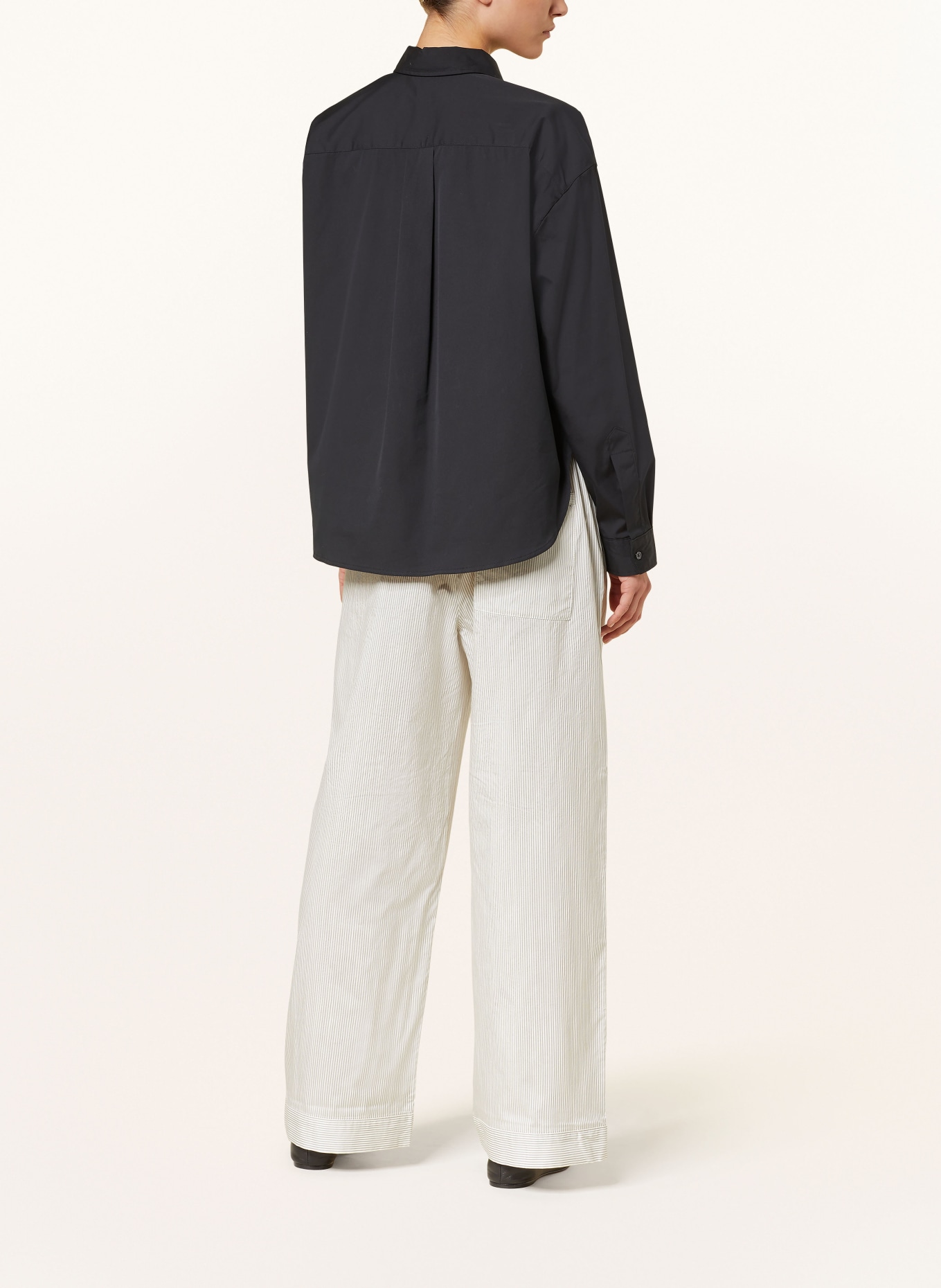 COS Wide leg trousers made of silk, Color: GRAY/ LIGHT GRAY (Image 3)