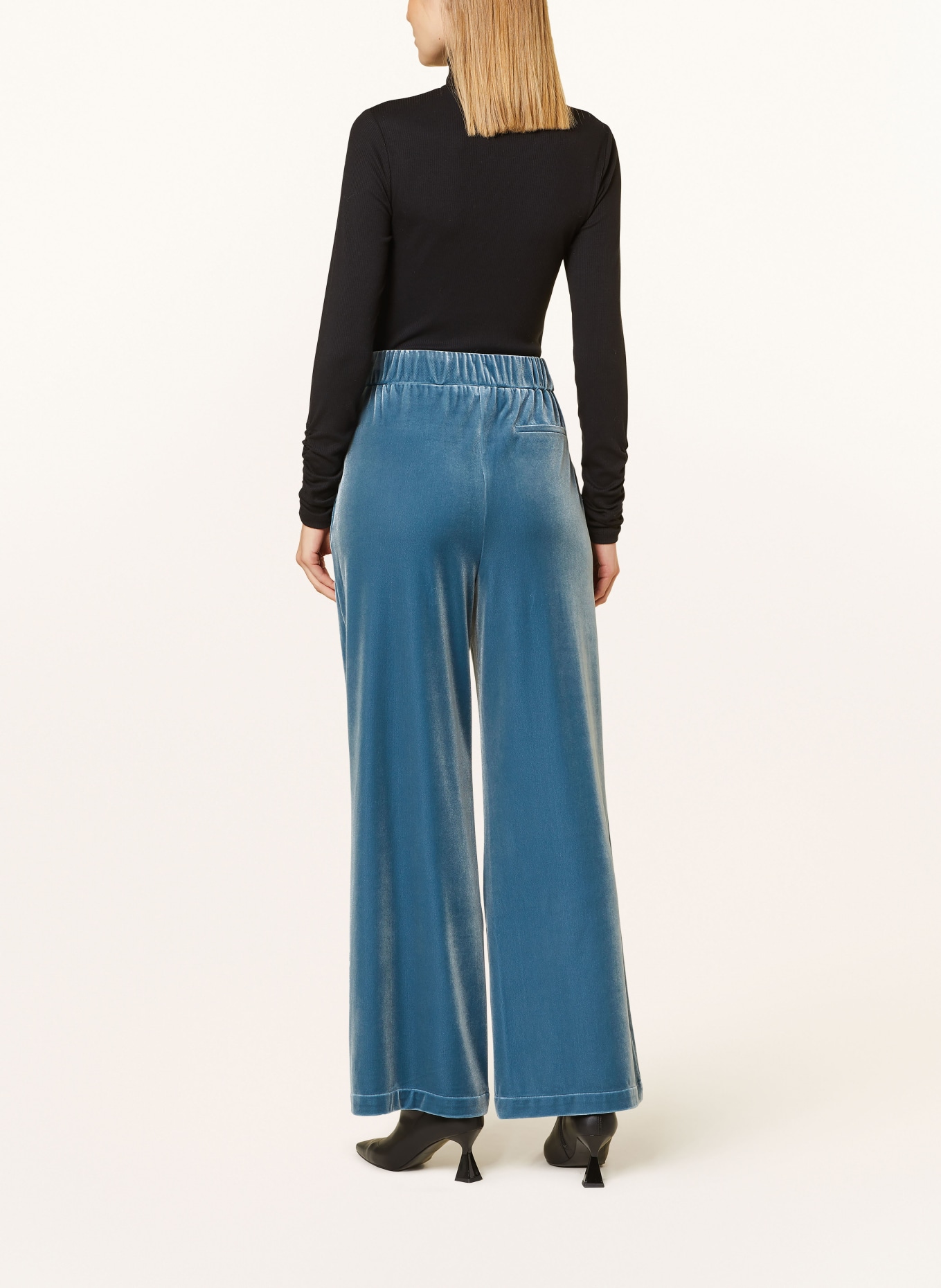 HERZEN'S ANGELEGENHEIT Velvet pants, Color: LIGHT BLUE (Image 3)