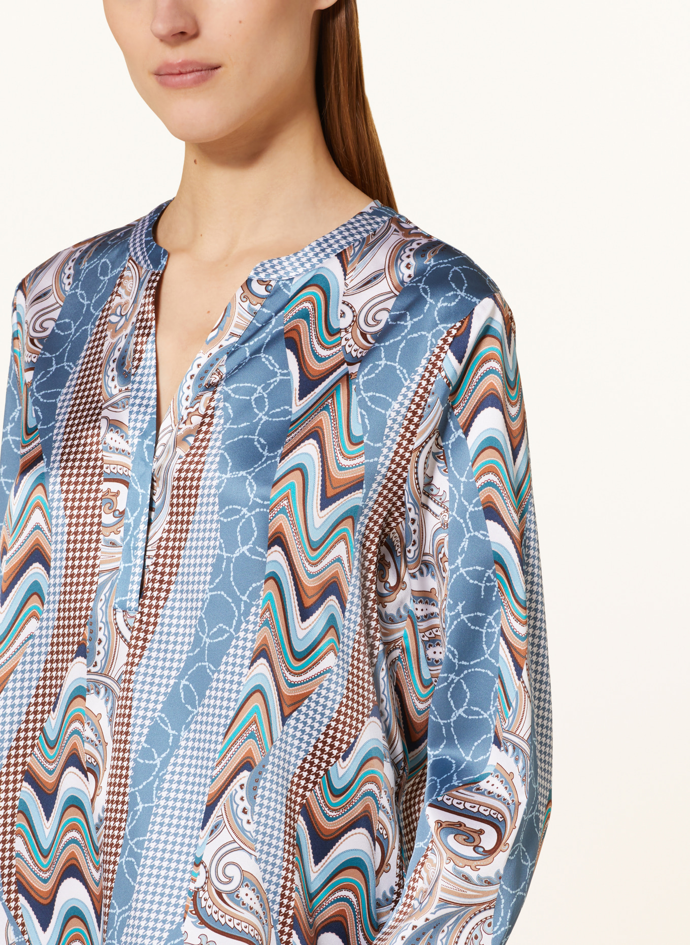 HERZEN'S ANGELEGENHEIT Shirt blouse in silk, Color: BLUE GRAY/ BEIGE/ WHITE (Image 4)