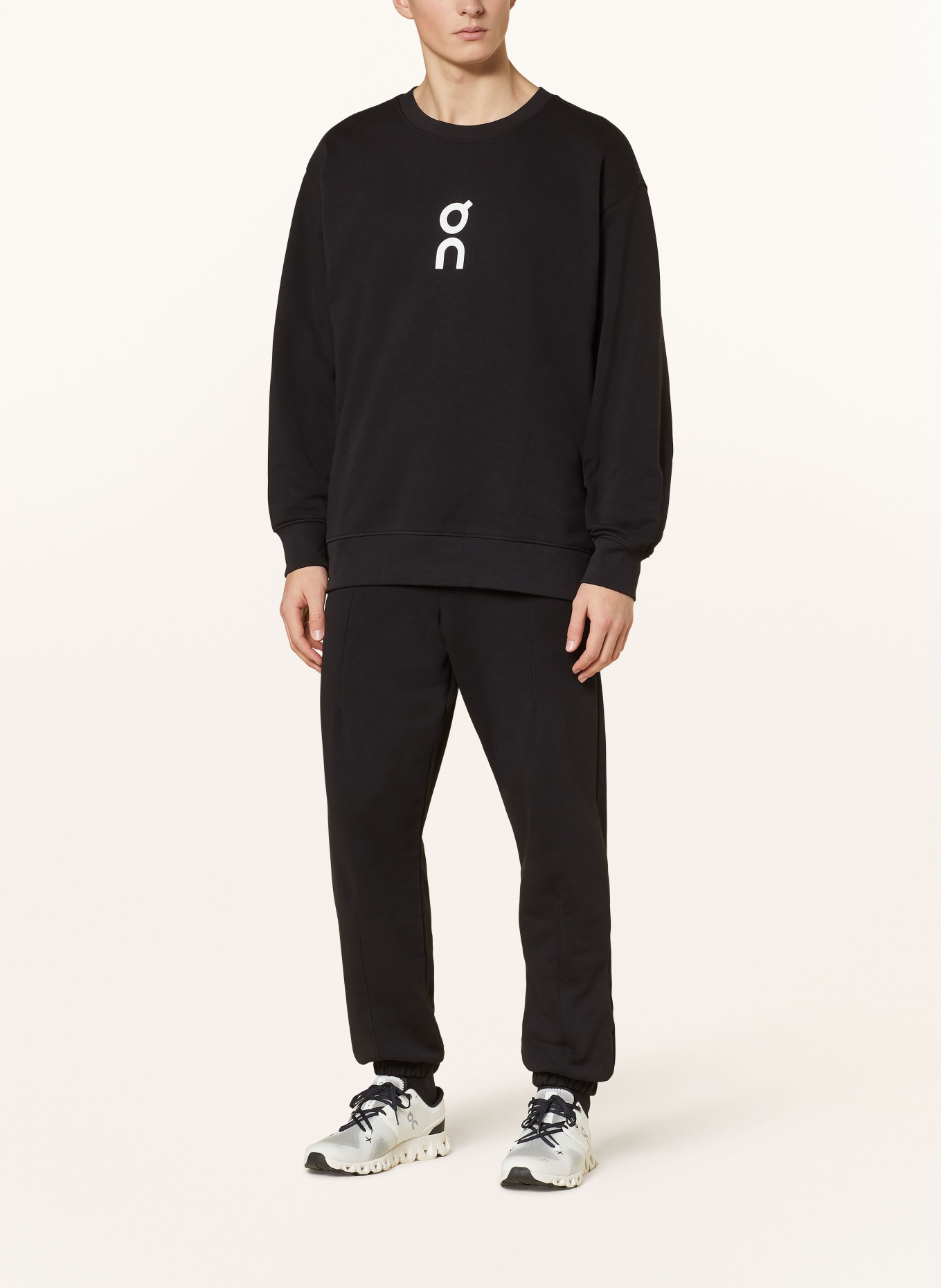 On Sweatshirt CLUB, Color: BLACK (Image 2)
