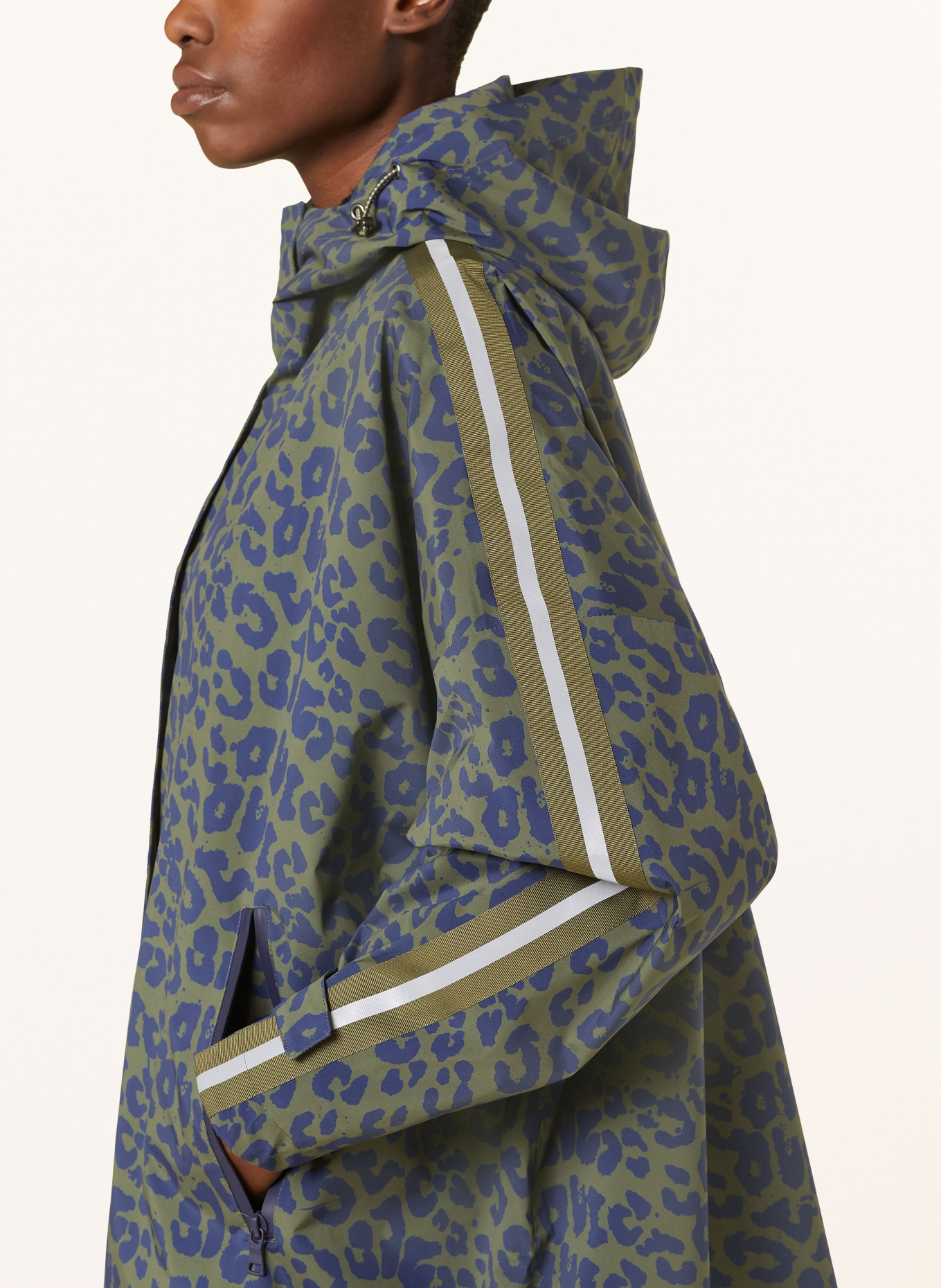 No.1 Como Oversized raincoat AREZZO, Color: KHAKI/ DARK BLUE (Image 5)
