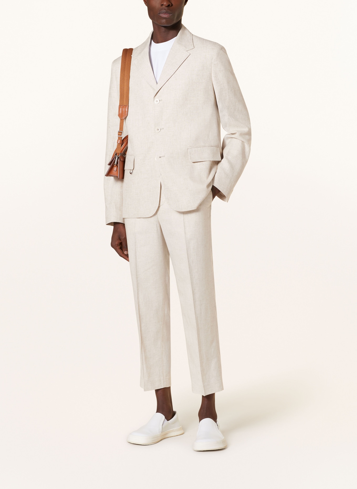JACQUEMUS Trousers LE PANTALON CABRI regular fit with linen, Color: BEIGE (Image 2)