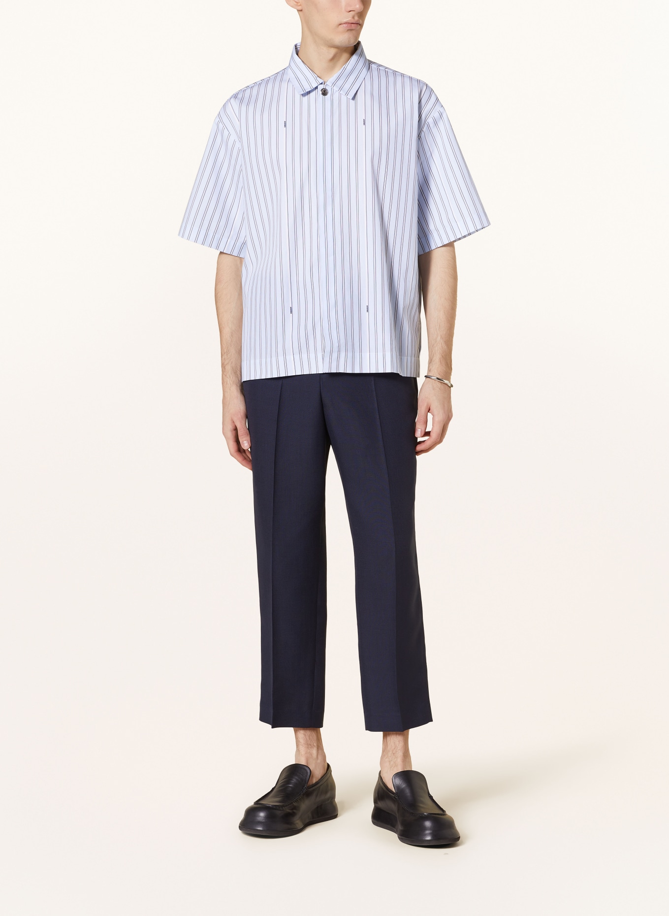 JACQUEMUS Short sleeve shirt LA CHEMISE MANCHE COURTE comfort fit, Color: LIGHT BLUE/ WHITE/ BLACK (Image 2)