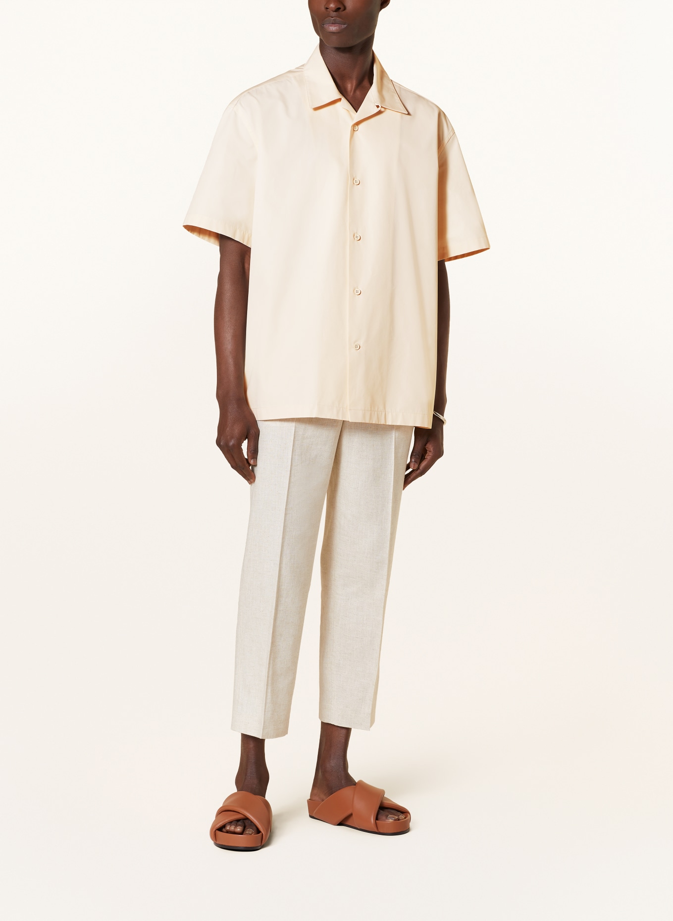 JIL SANDER Koszula z krótkim rękawem comfort fit, Kolor: JASNOBRĄZOWY (Obrazek 2)