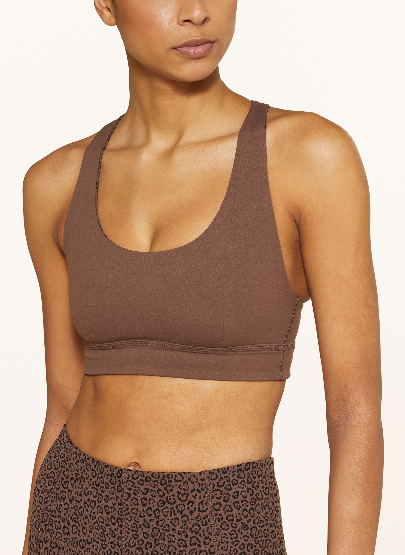 Sweaty Betty Sports bra SUPER SOFT REVERSIBLE YOGA reversible, Color: BROWN/ BLACK (Image 6)
