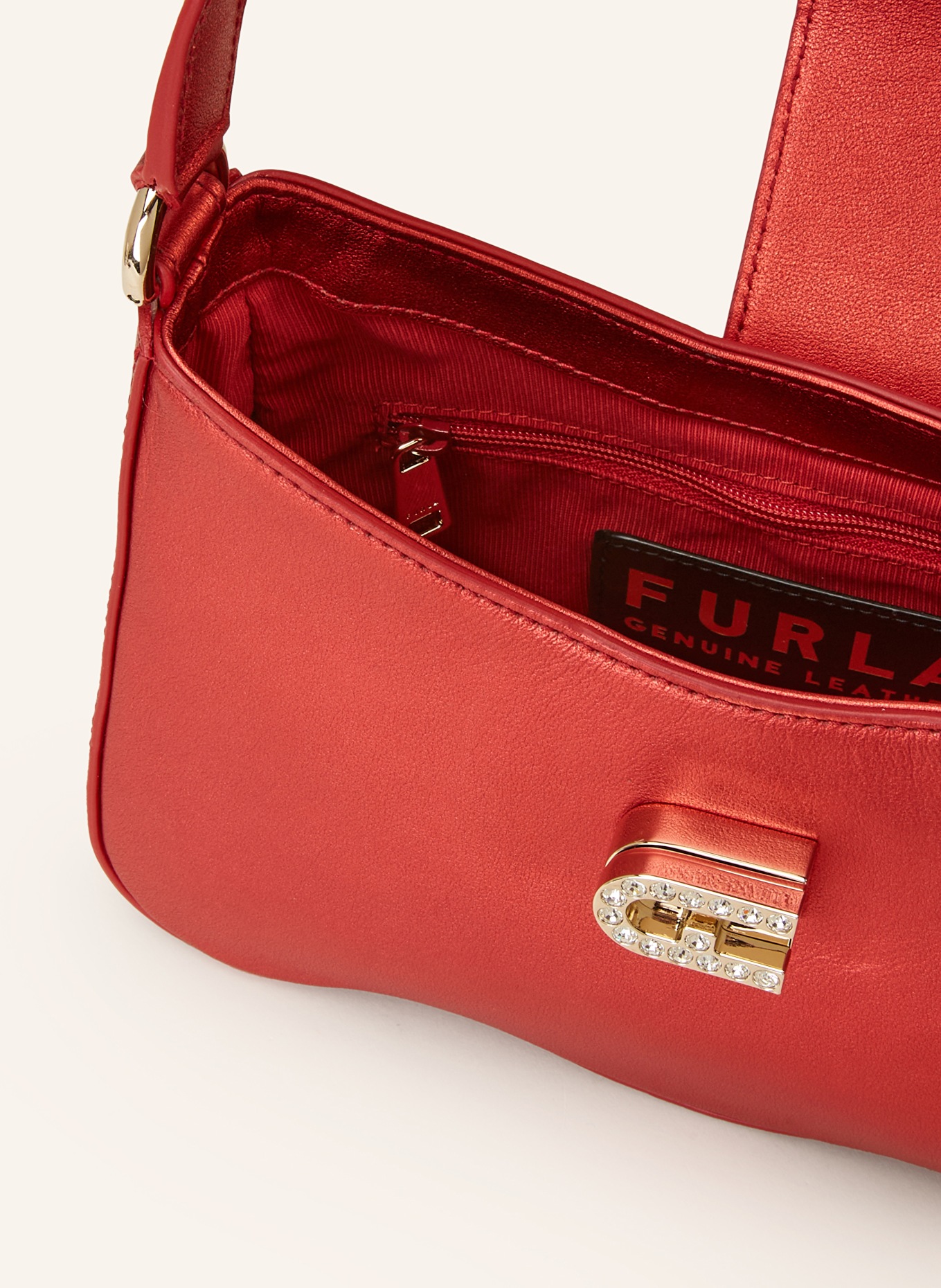 Metropolis leather handbag Furla Red in Leather - 36224258