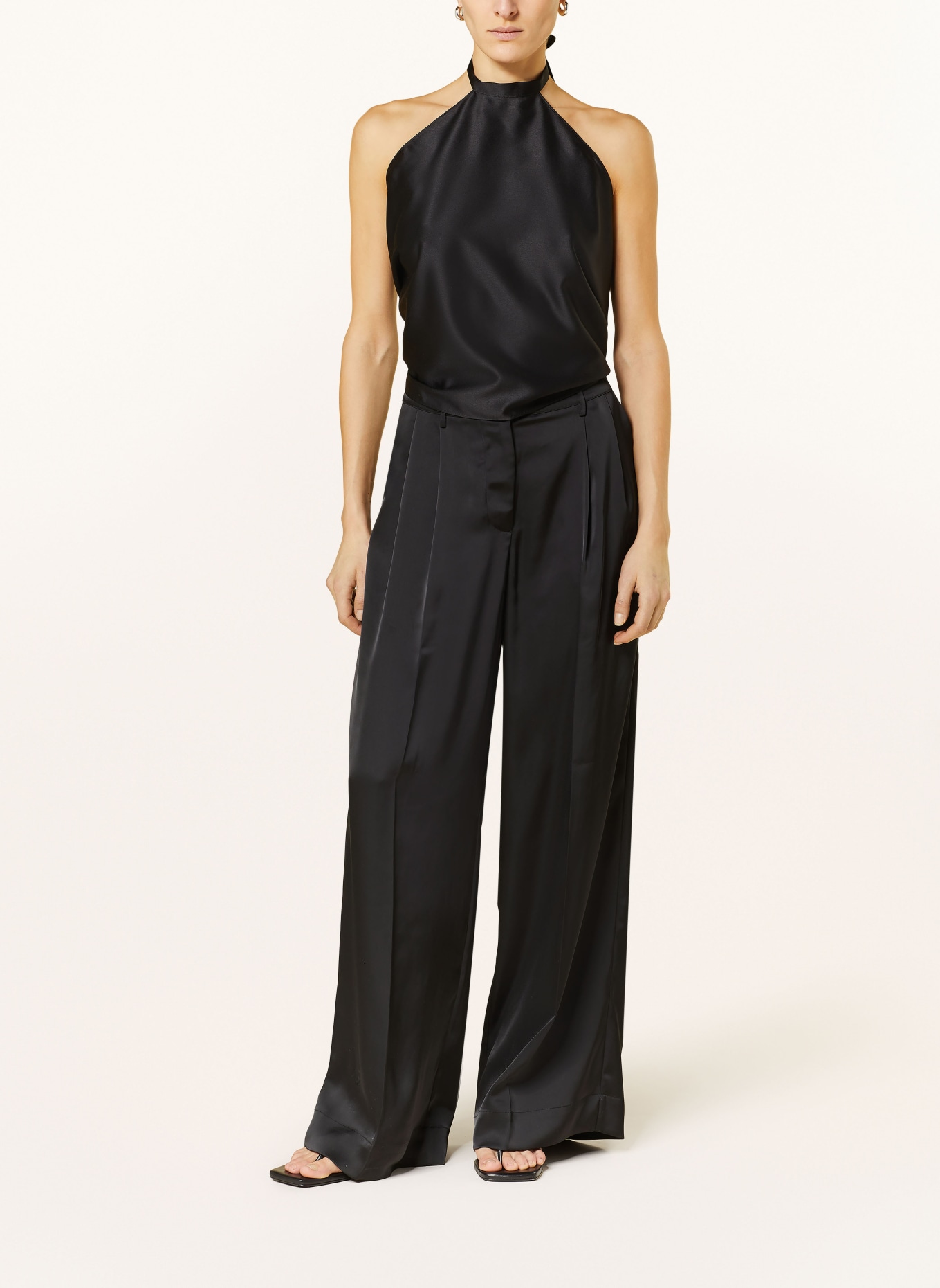 REMAIN Wide leg trousers in satin, Color: BLACK (Image 2)