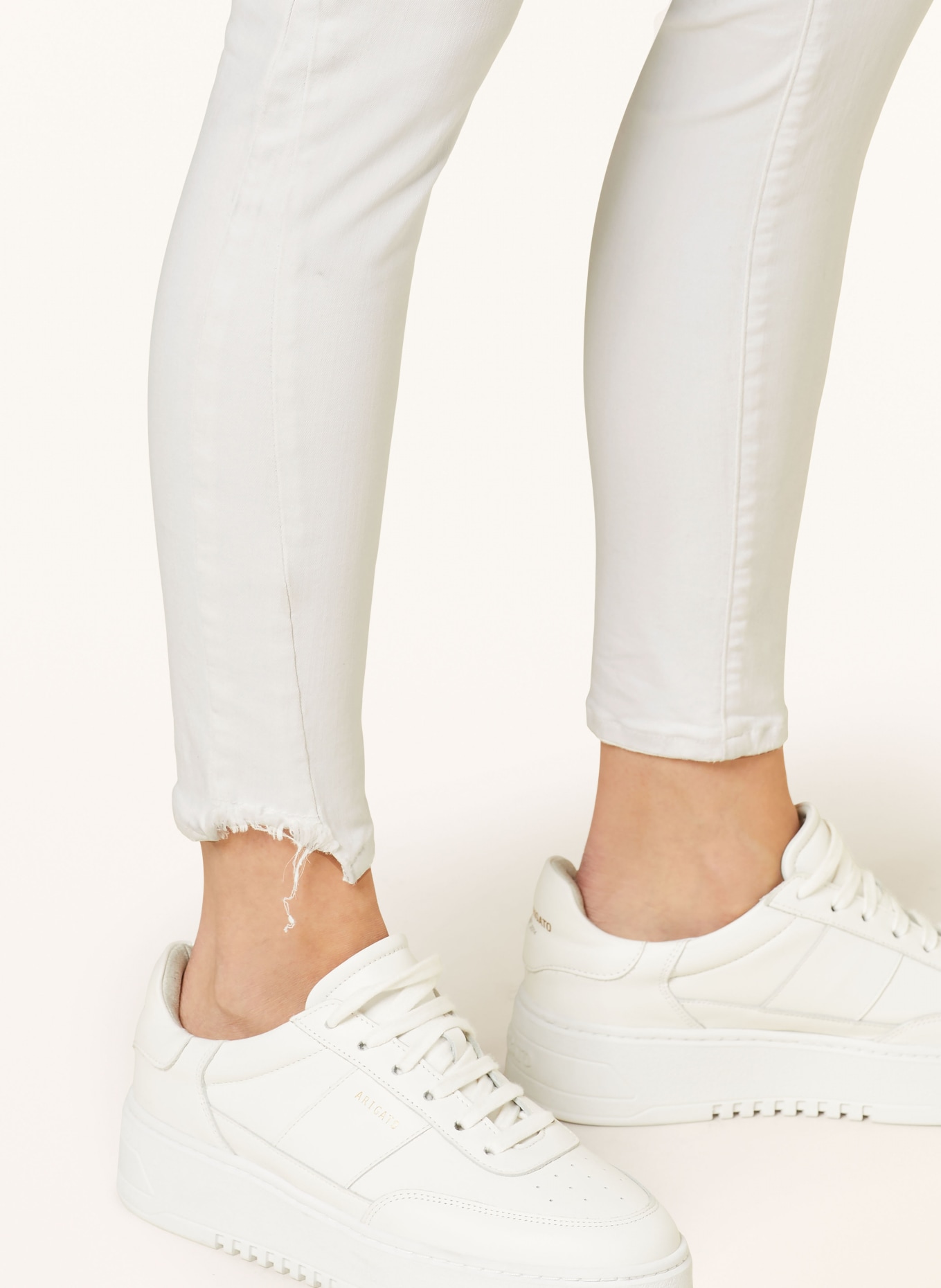 TRUE RELIGION Skinny Jeans HALLE, Color: 1700 DESTROYED OPTIC WHITE (Image 5)