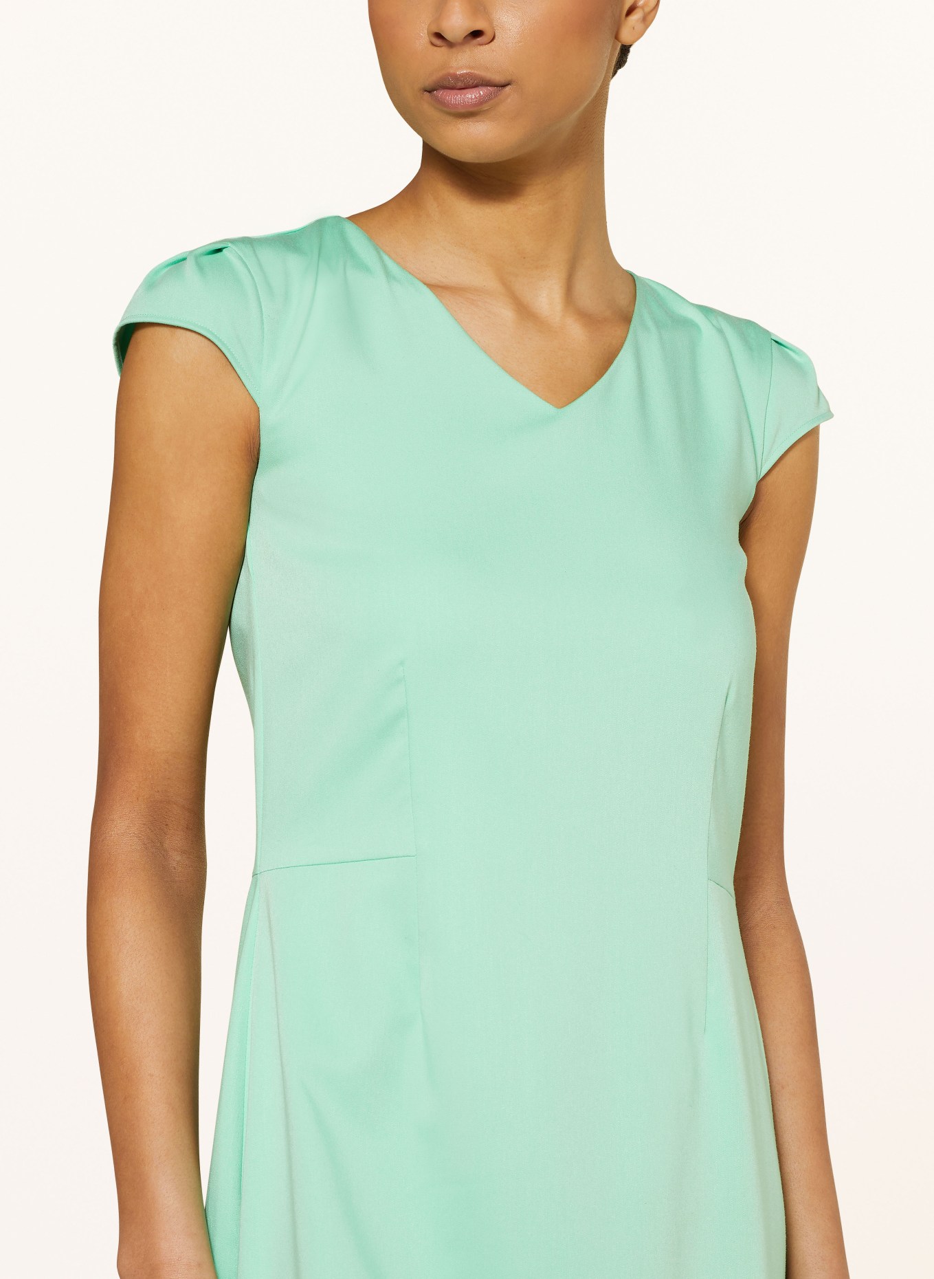 MORE & MORE Sheath dress, Color: LIGHT GREEN (Image 4)