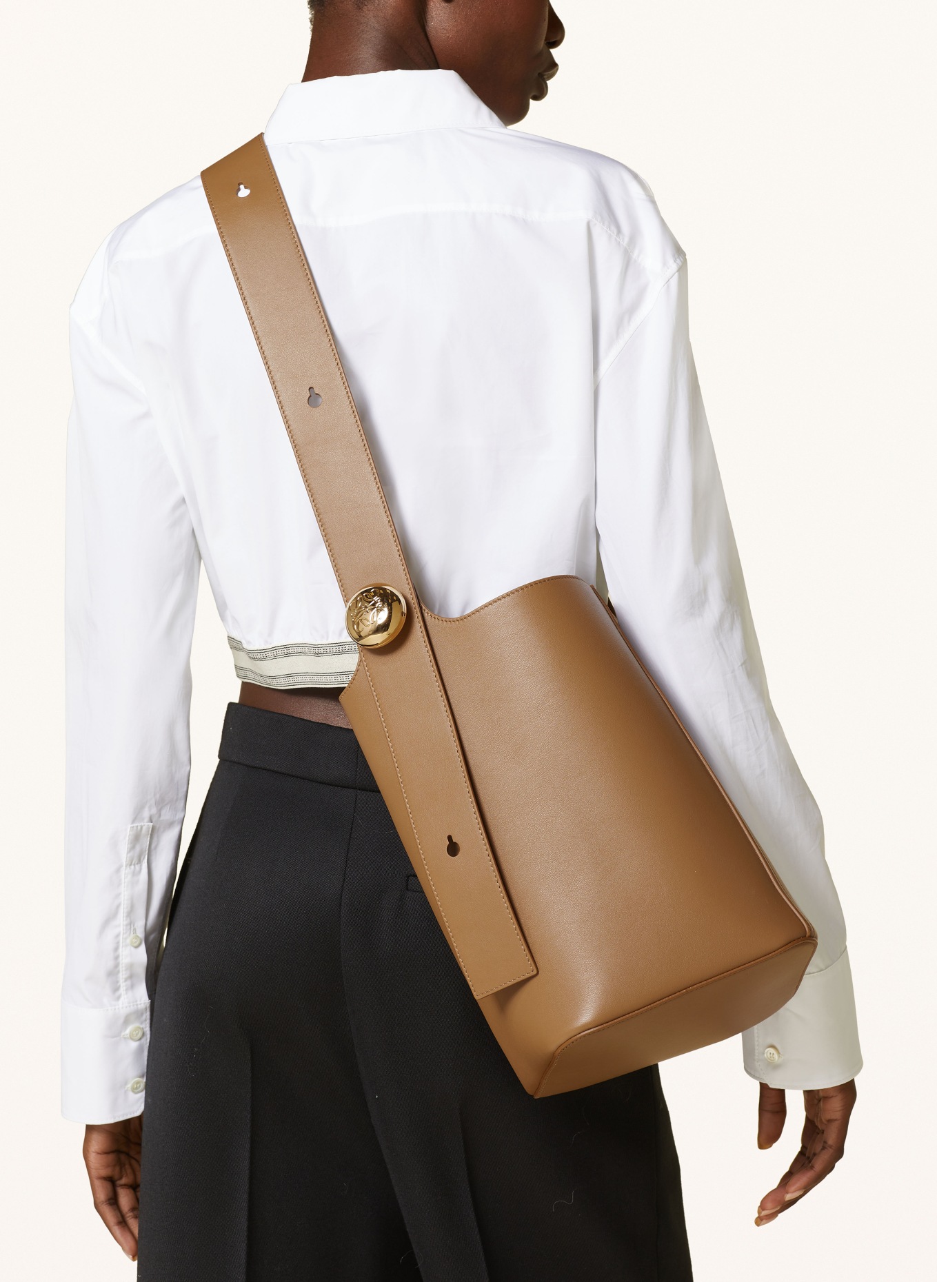 LOEWE Handbag PEBBLE BUCKET MEDIUM, Color: BROWN (Image 4)