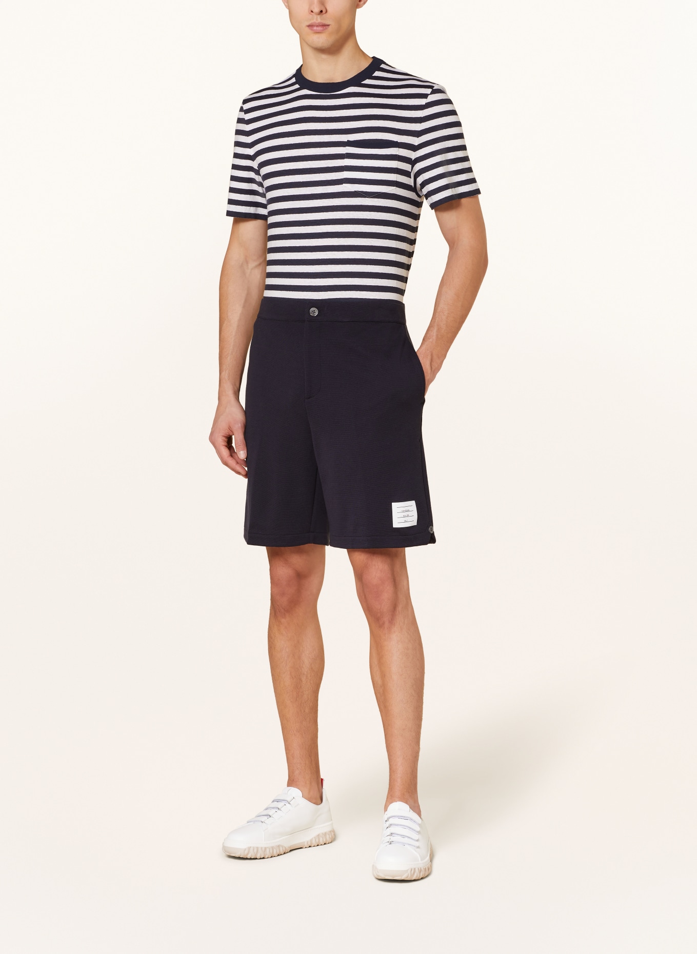 THOM BROWNE. T-shirt made of linen, Color: DARK BLUE/ WHITE (Image 2)