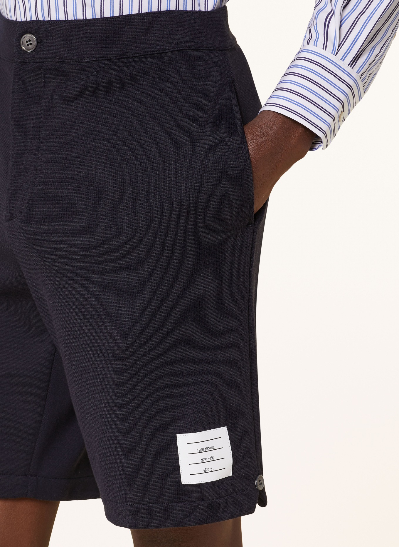 THOM BROWNE. Knit shorts made of merino wool, Color: DARK BLUE (Image 6)