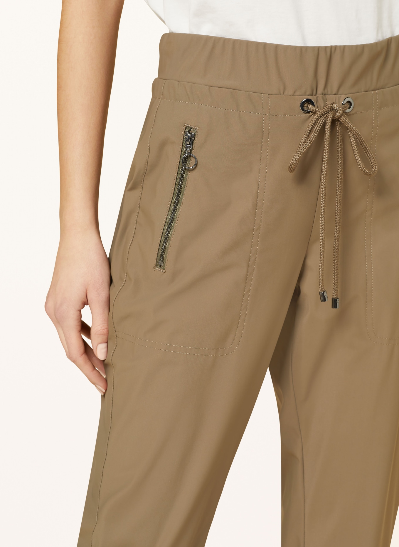MAC Trousers EASY in jogger style, Color: OLIVE (Image 5)