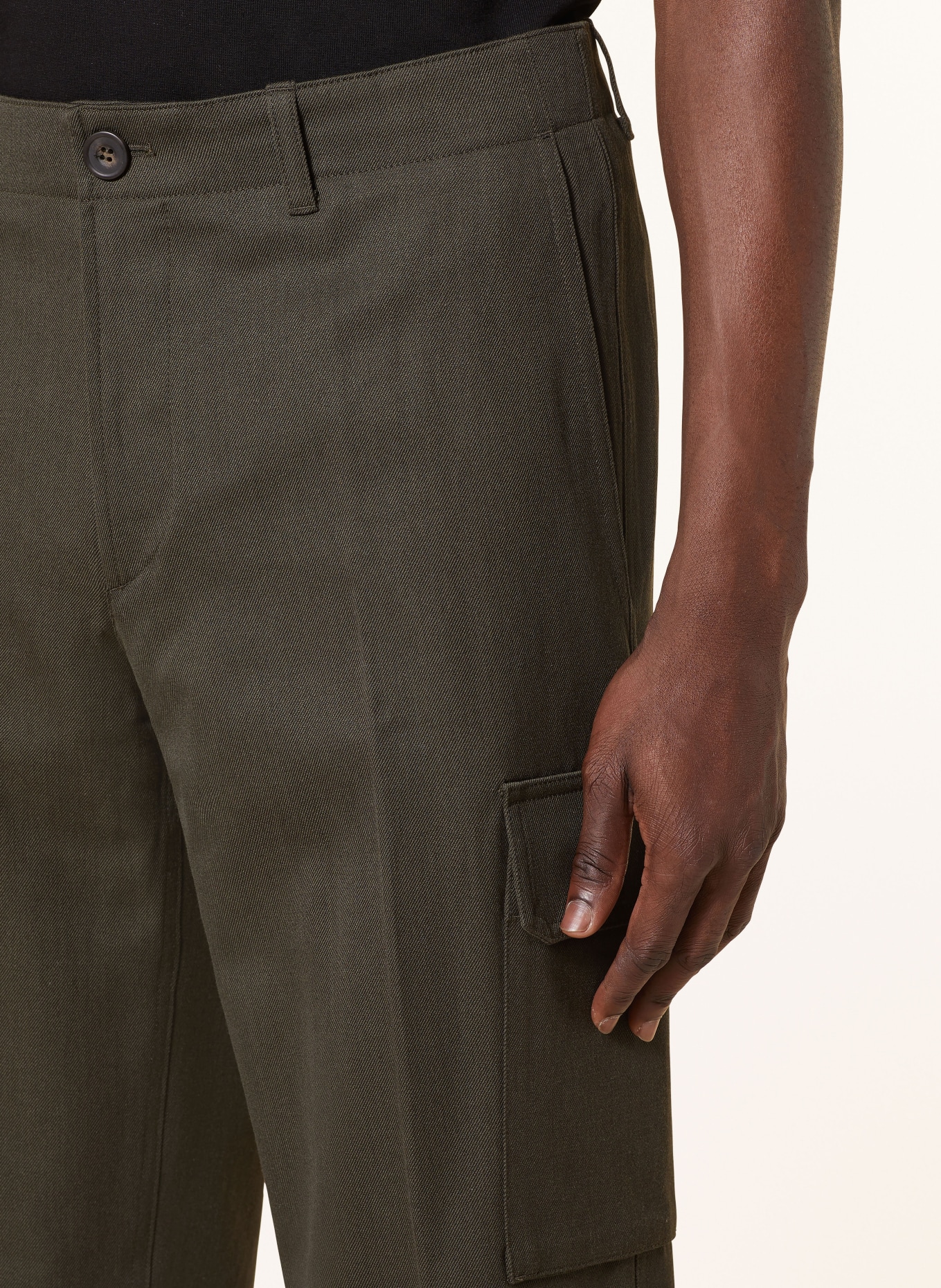 COS Cargo kalhoty Extra Slim Fit, Barva: KHAKI (Obrázek 5)