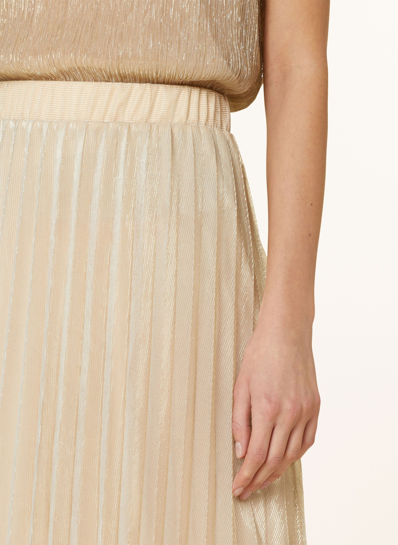 s.Oliver BLACK LABEL Pleated skirt with glitter thread, Color: LIGHT BROWN (Image 4)