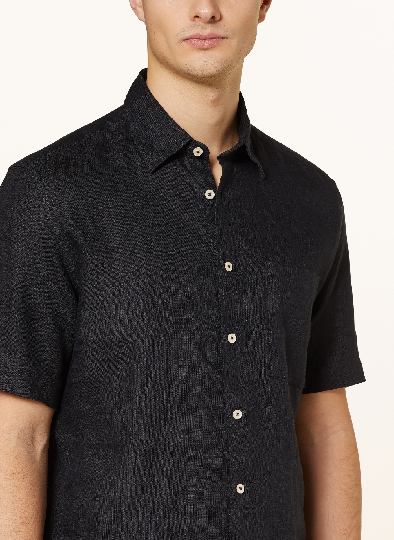 Marc O'Polo Short sleeve shirt regular fit made of linen, Color: BLACK (Image 4)