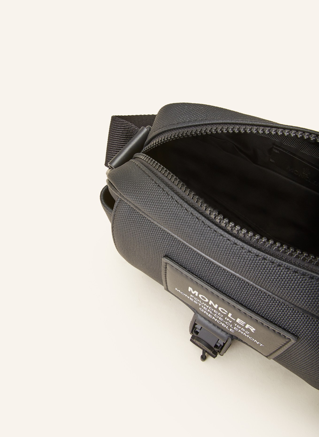 MONCLER Crossbody bag NAKOA, Color: BLACK (Image 3)