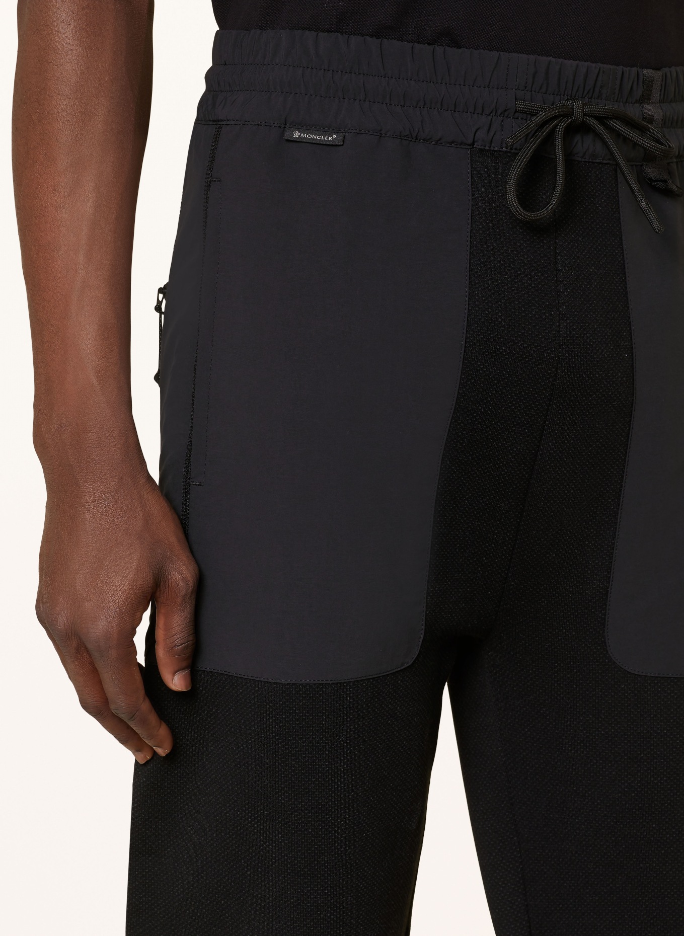 MONCLER Kalhoty v joggingovém stylu, Barva: ČERNÁ (Obrázek 5)