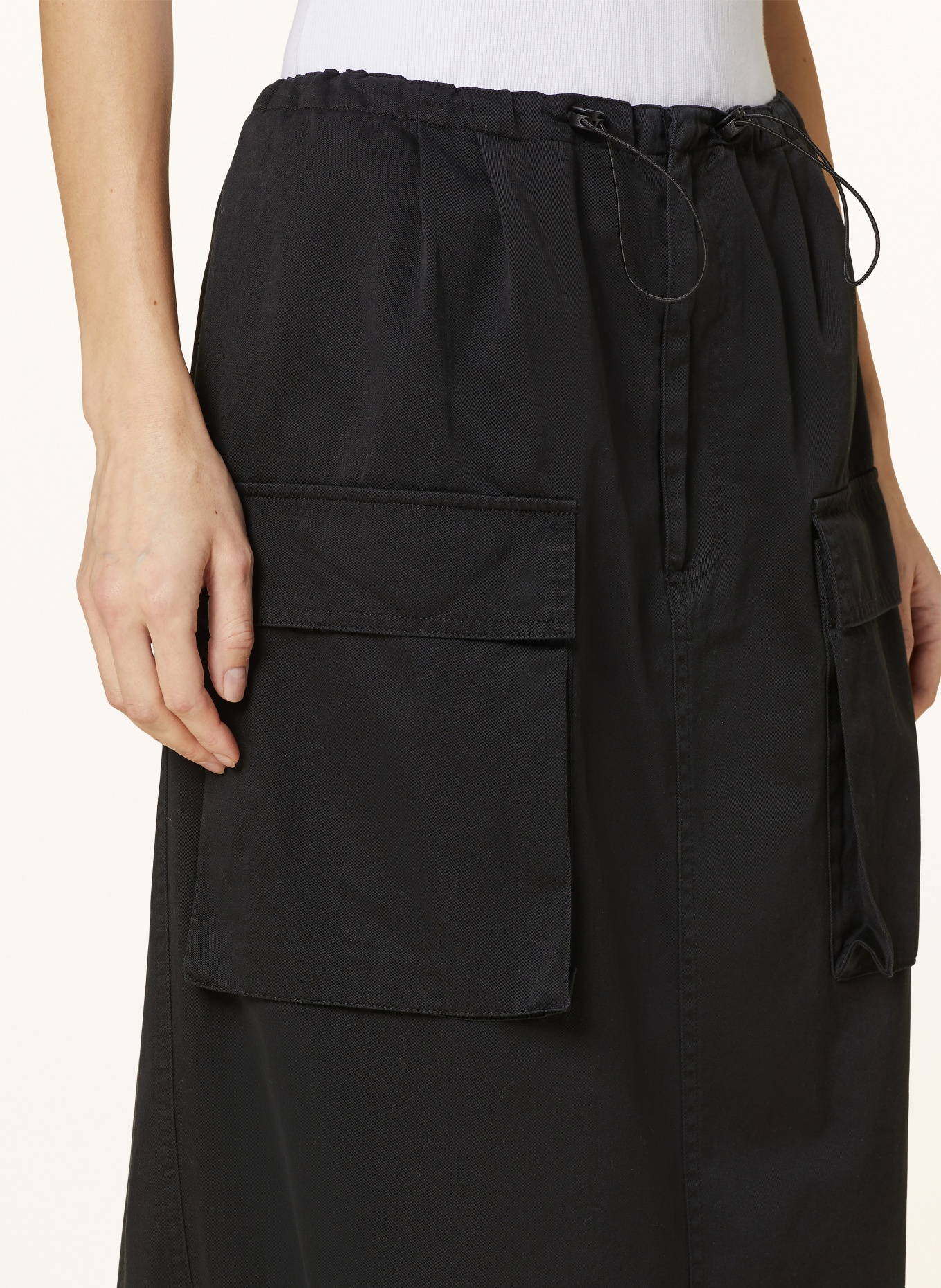 MM6 Maison Margiela Cargo skirt, Color: BLACK (Image 4)