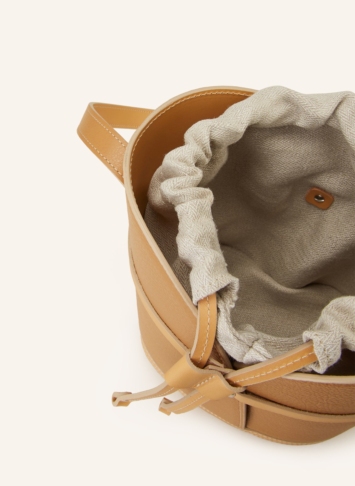 ERRO Pouch bag LAINA, Color: CAMEL (Image 3)