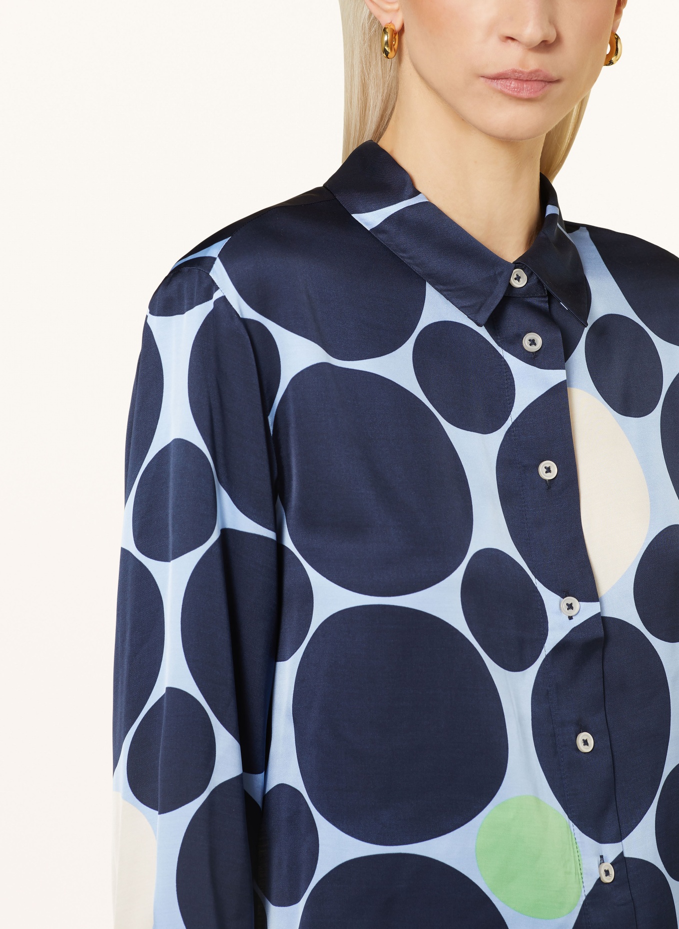 someday Shirt blouse ZAYOKI made of satin, Color: LIGHT BLUE/ BLUE (Image 4)