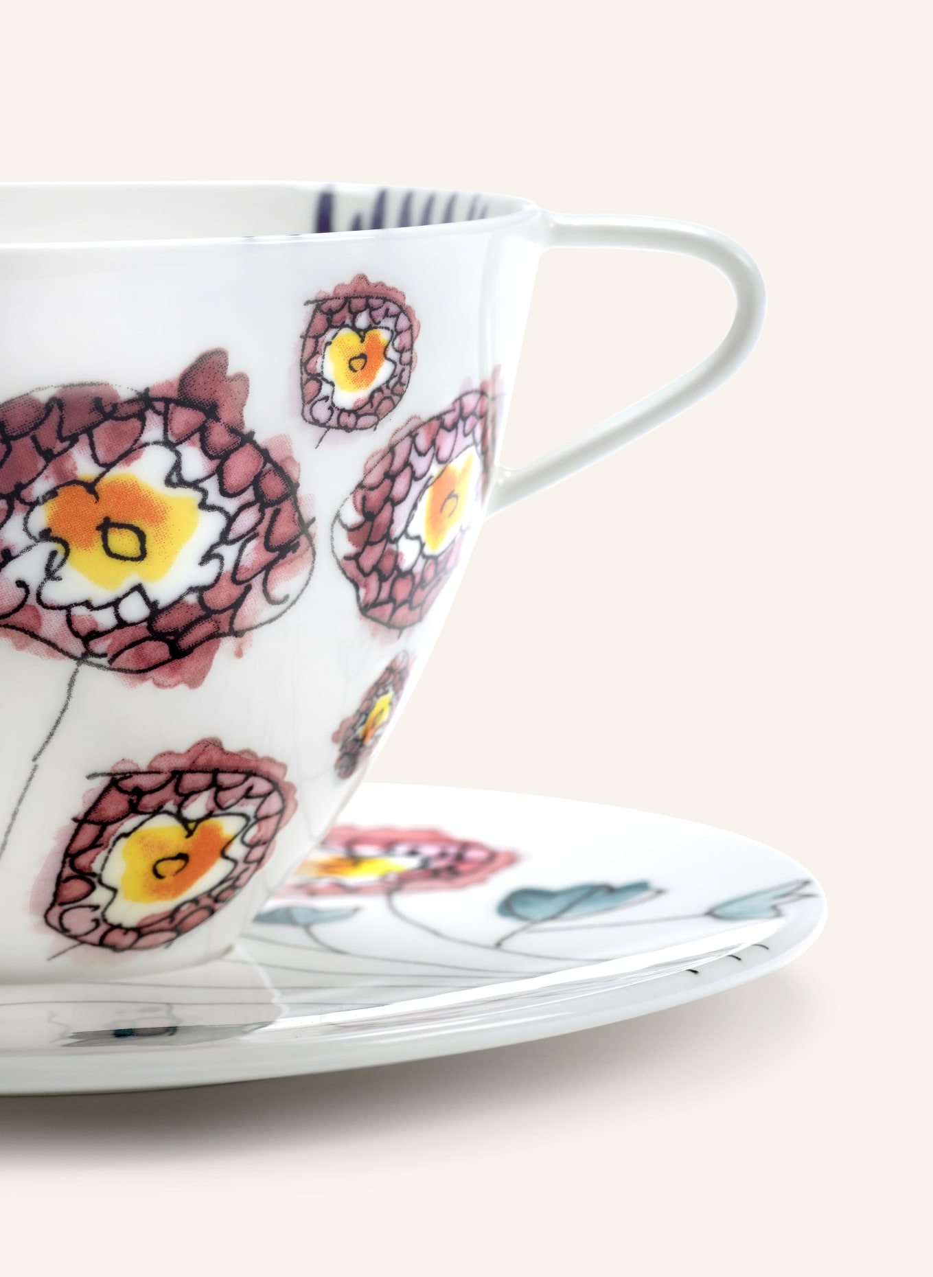 SERAX Set of 2 coffee cups MIDNIGHT FLOWERS ANEMONE with saucer, Color: WHITE/ RED/ BLUE (Image 3)
