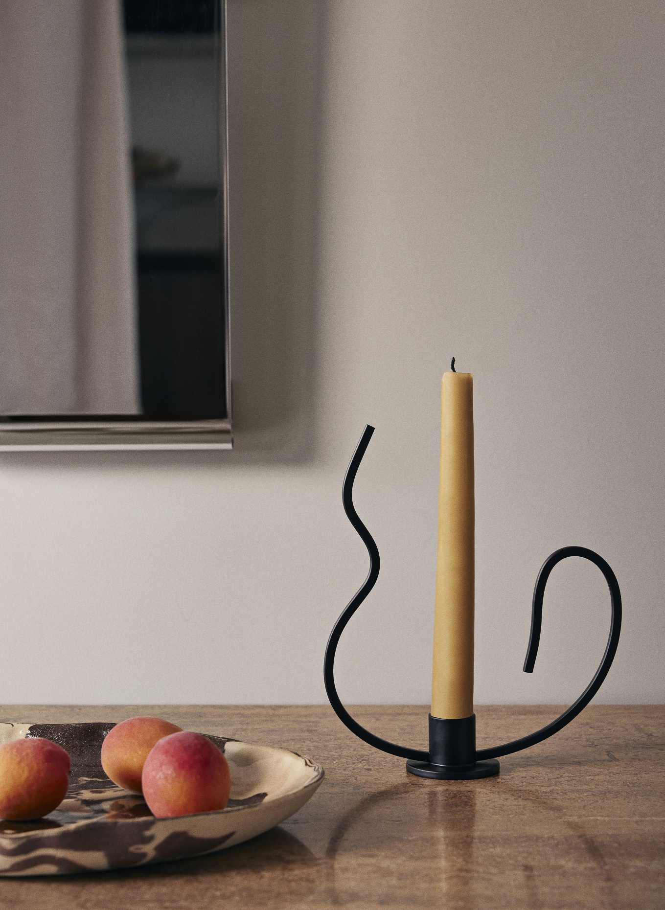 Ferm LIVING Candleholder VALSE LOW, Color: BLACK (Image 2)