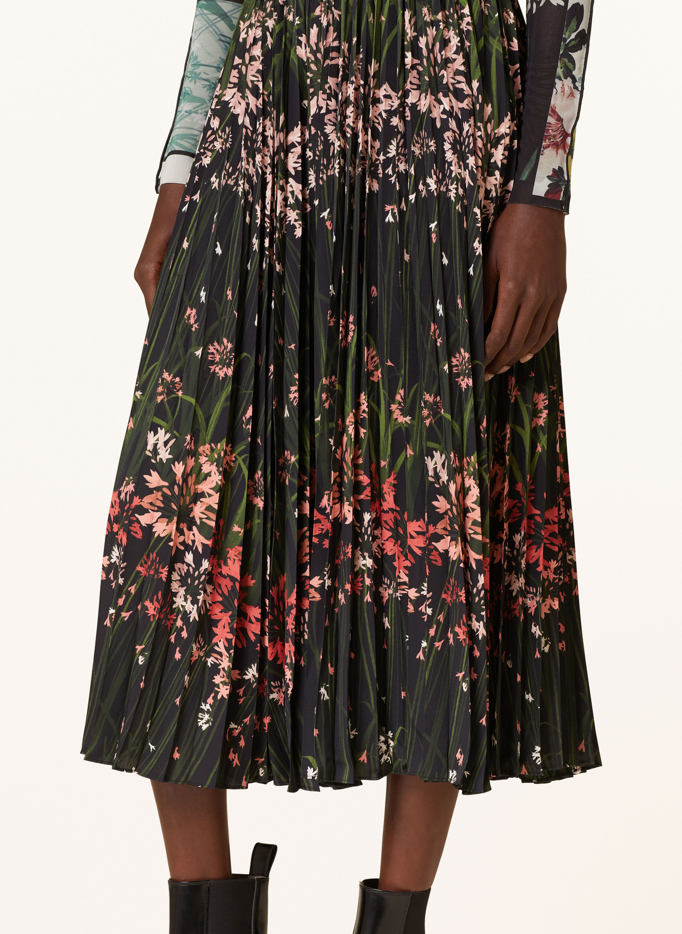 TED BAKER Pleated skirt ENRICAA, Color: BLACK/ GREEN/ LIGHT RED (Image 4)