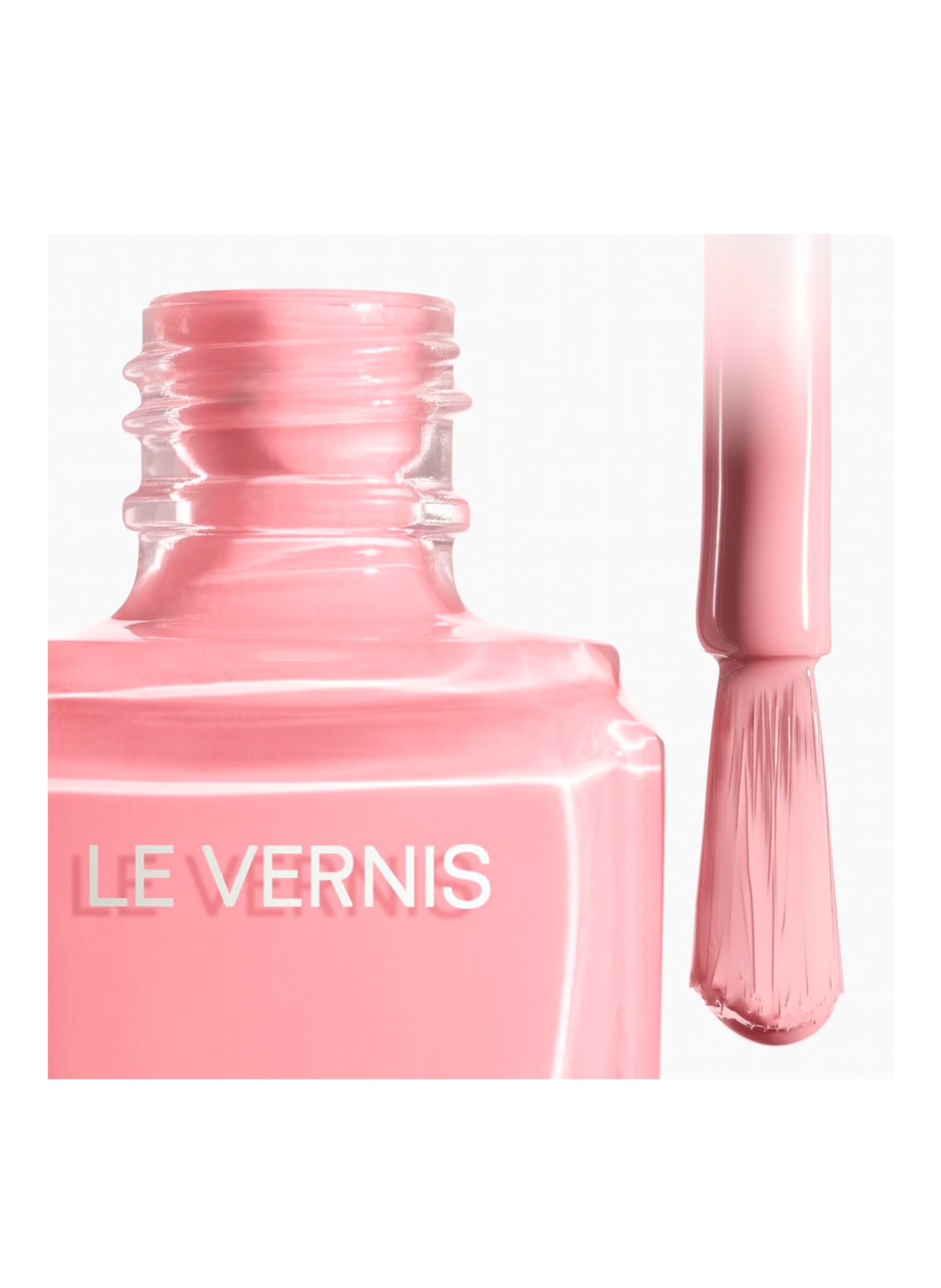 CHANEL LE VERNIS: 175 SKIEUSE