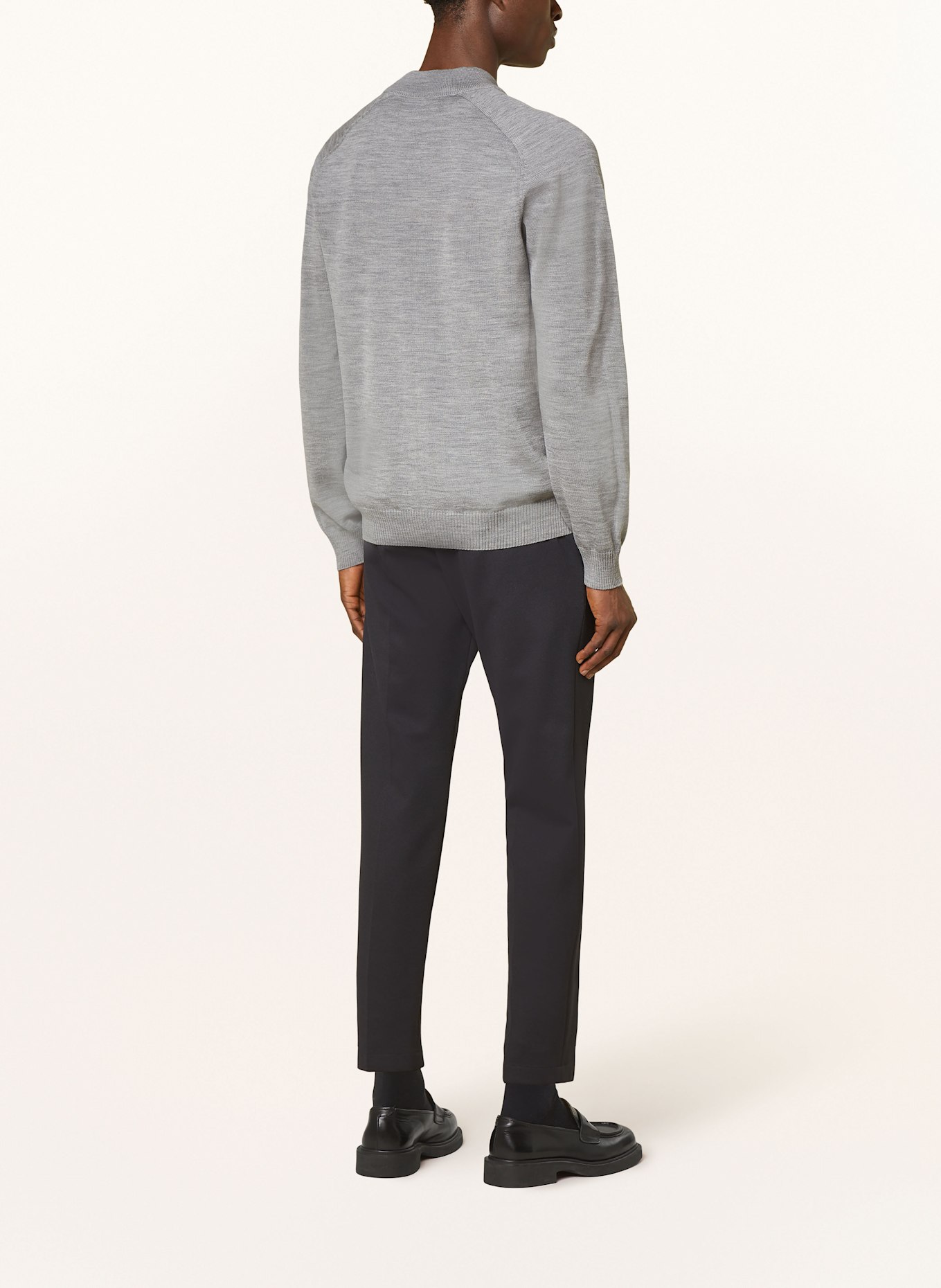 MAERZ MUENCHEN Strickjacke: GRAU