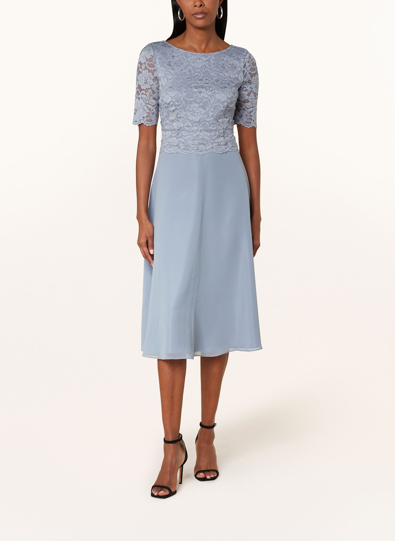 Vera Mont Cocktailkleid mit Spitzenbesatz: HELLBLAU