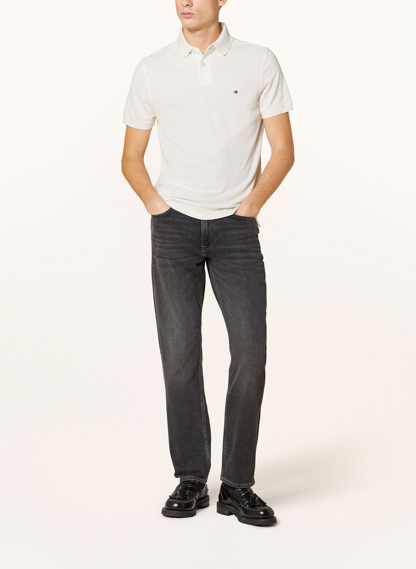 TOMMY HILFIGER Piqué polo shirt regular fit: BEIGE