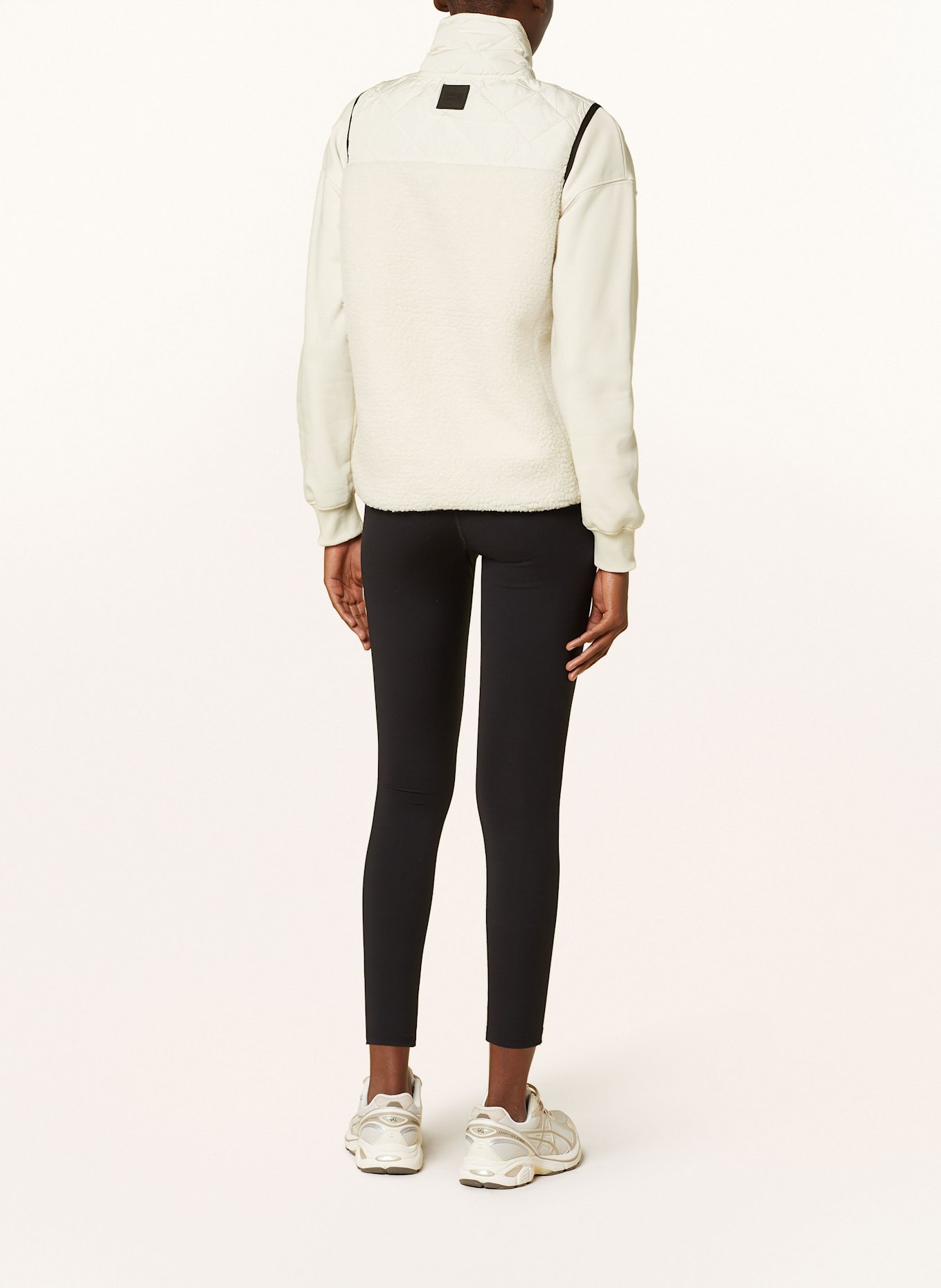 TheJoggConcept Weste JCBERRI im Materialmix, Farbe: WEISS/ SCHWARZ (Bild 3)