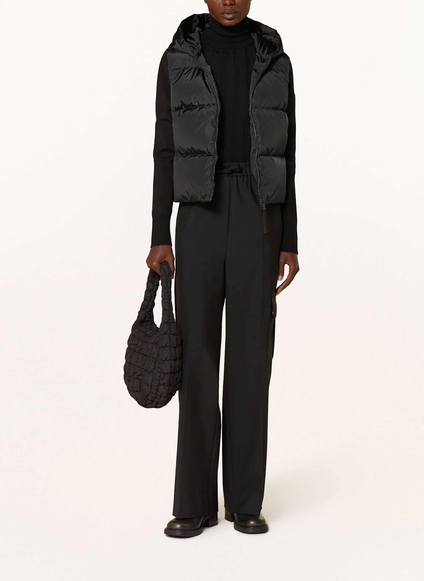 CANADA GOOSE Daunenjacke im Materialmix in schwarz