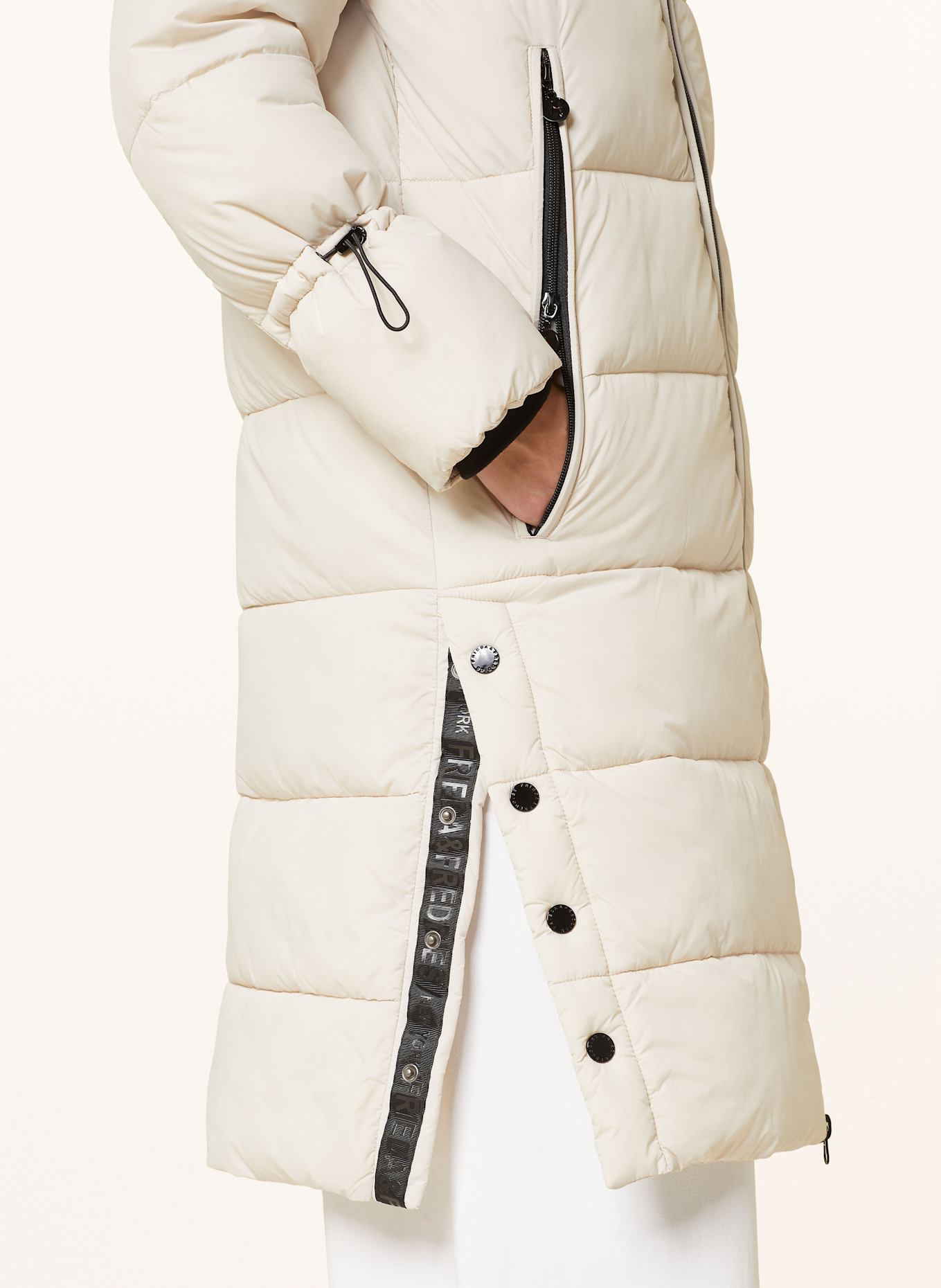 FRIEDA & FREDDIES Quilted coat with removable hood: CREAM