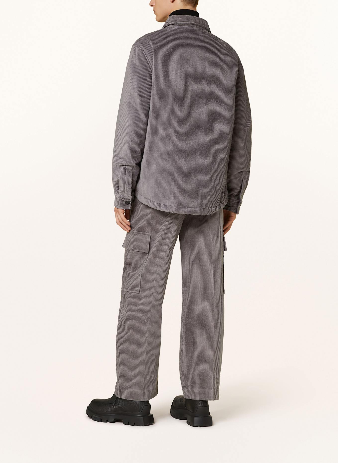 HUGO Bunda EGRISO z manšestru: ŠEDÁ