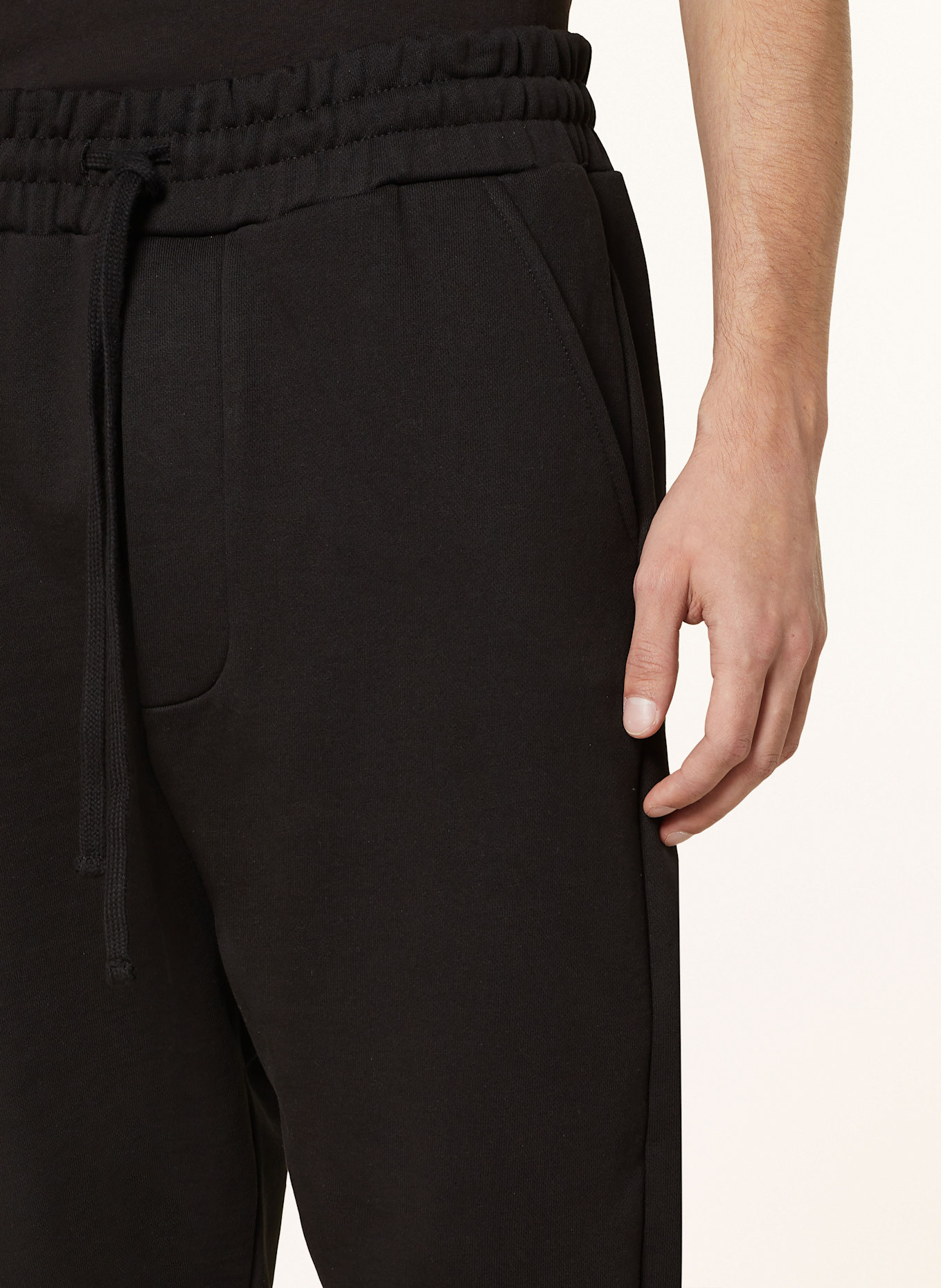 thom/krom Pants in jogger style: BLACK