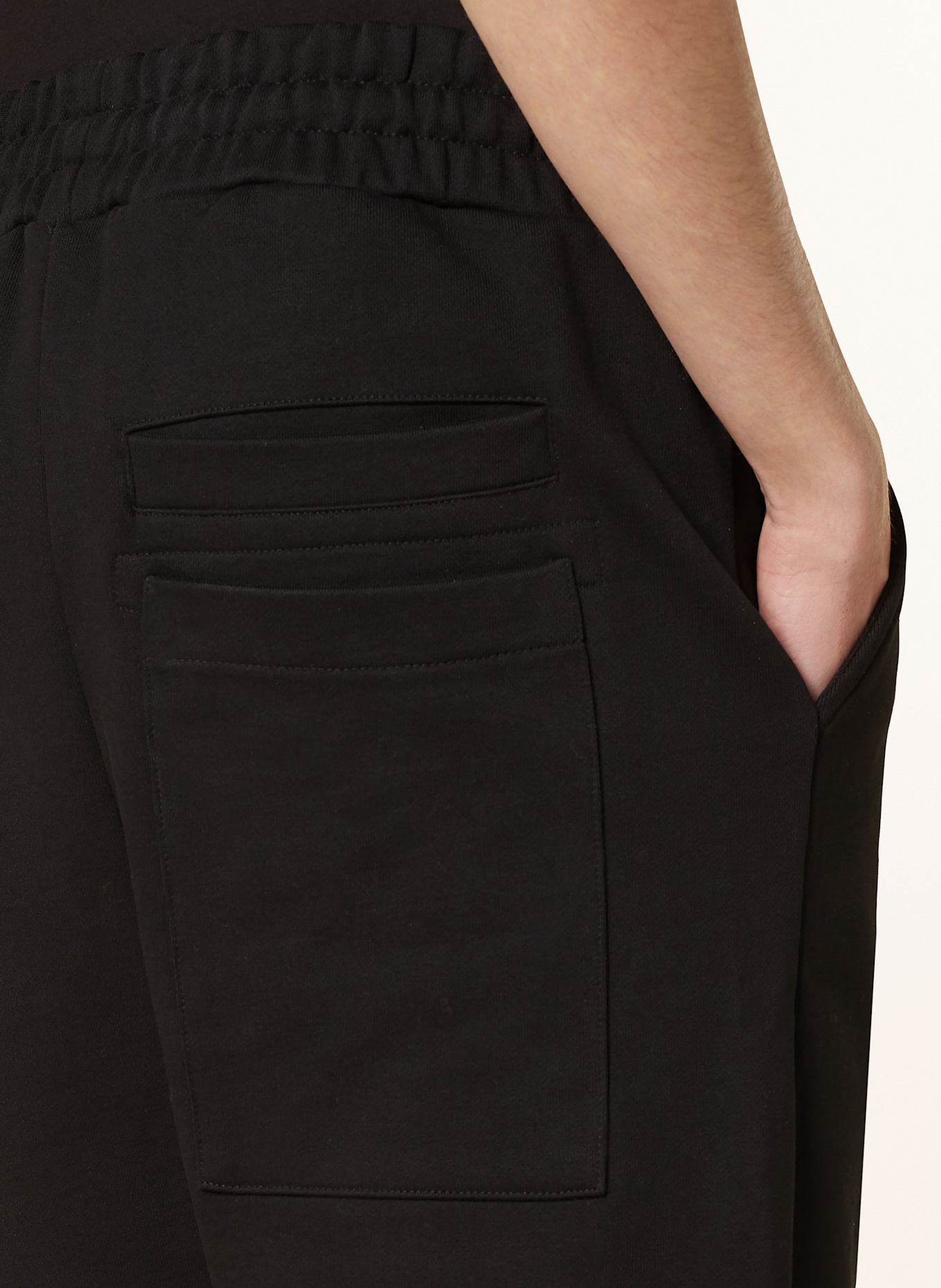 thom/krom Pants in jogger style: BLACK