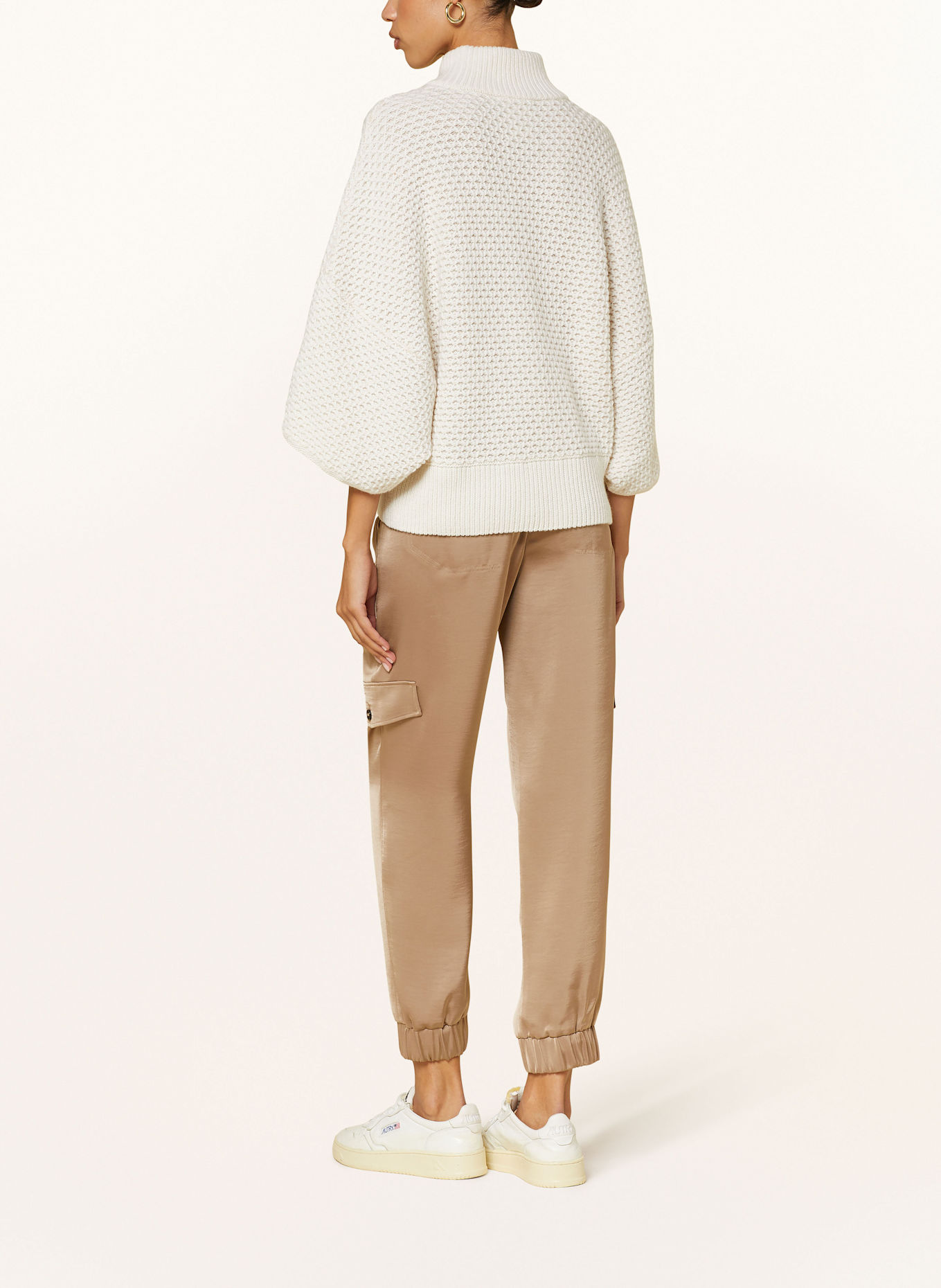 MARC CAIN Bojówki RIDDER z satyny: CAMELOWY