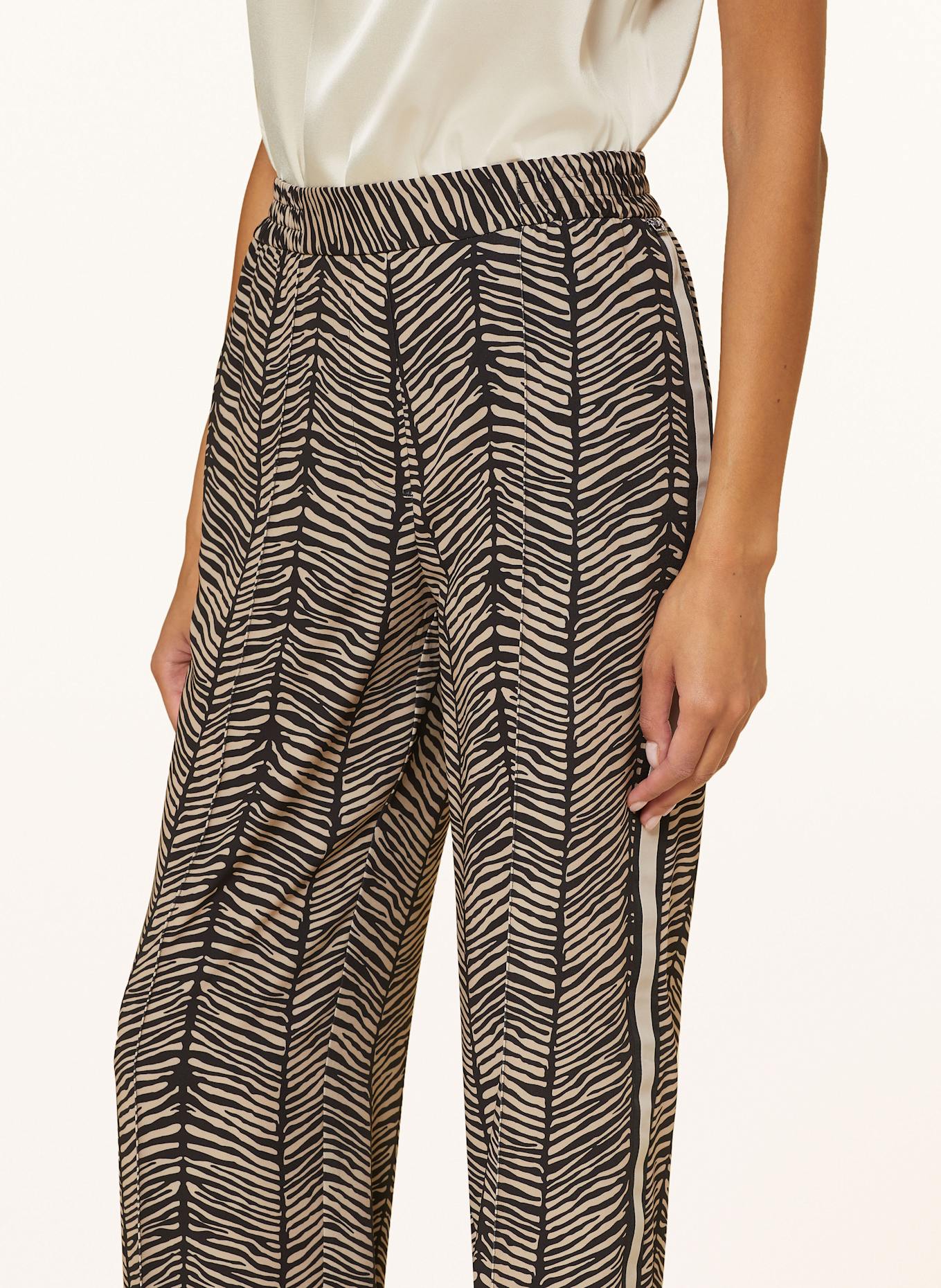 MARC CAIN Marlenehose WASHINGTON mit Galonstreifen: 900 BLACK