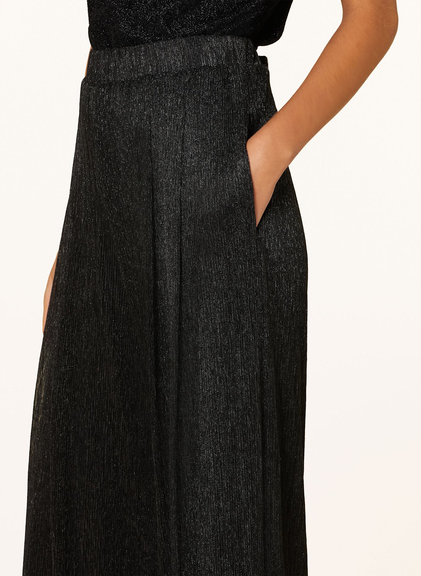MARC CAIN Wide leg trousers with glitter thread: 900 BLACK