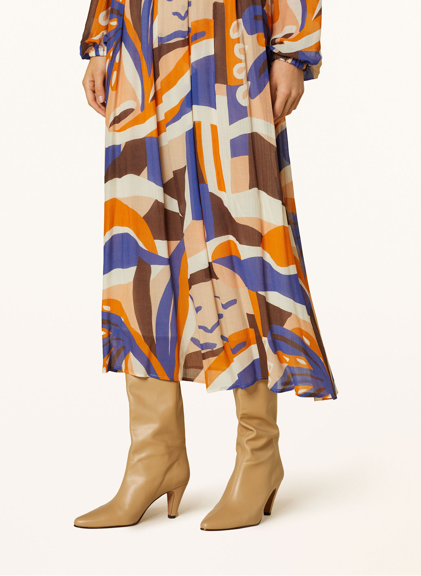 MARC CAIN Dress: 368 Жіночі футболки з написом gloria jeans