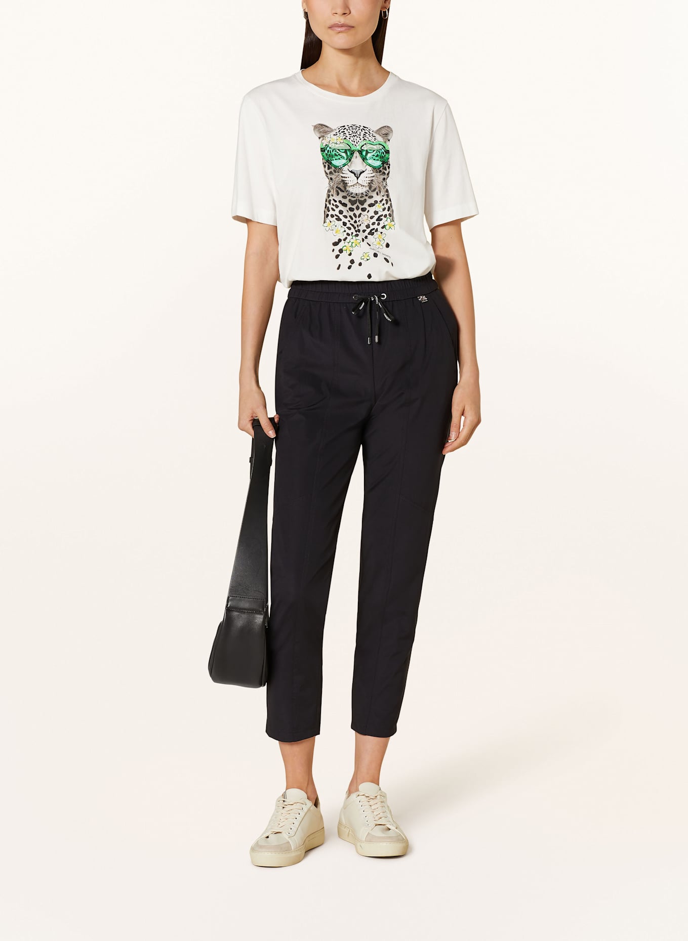 MARC CAIN Tričko s flitry: 110 off