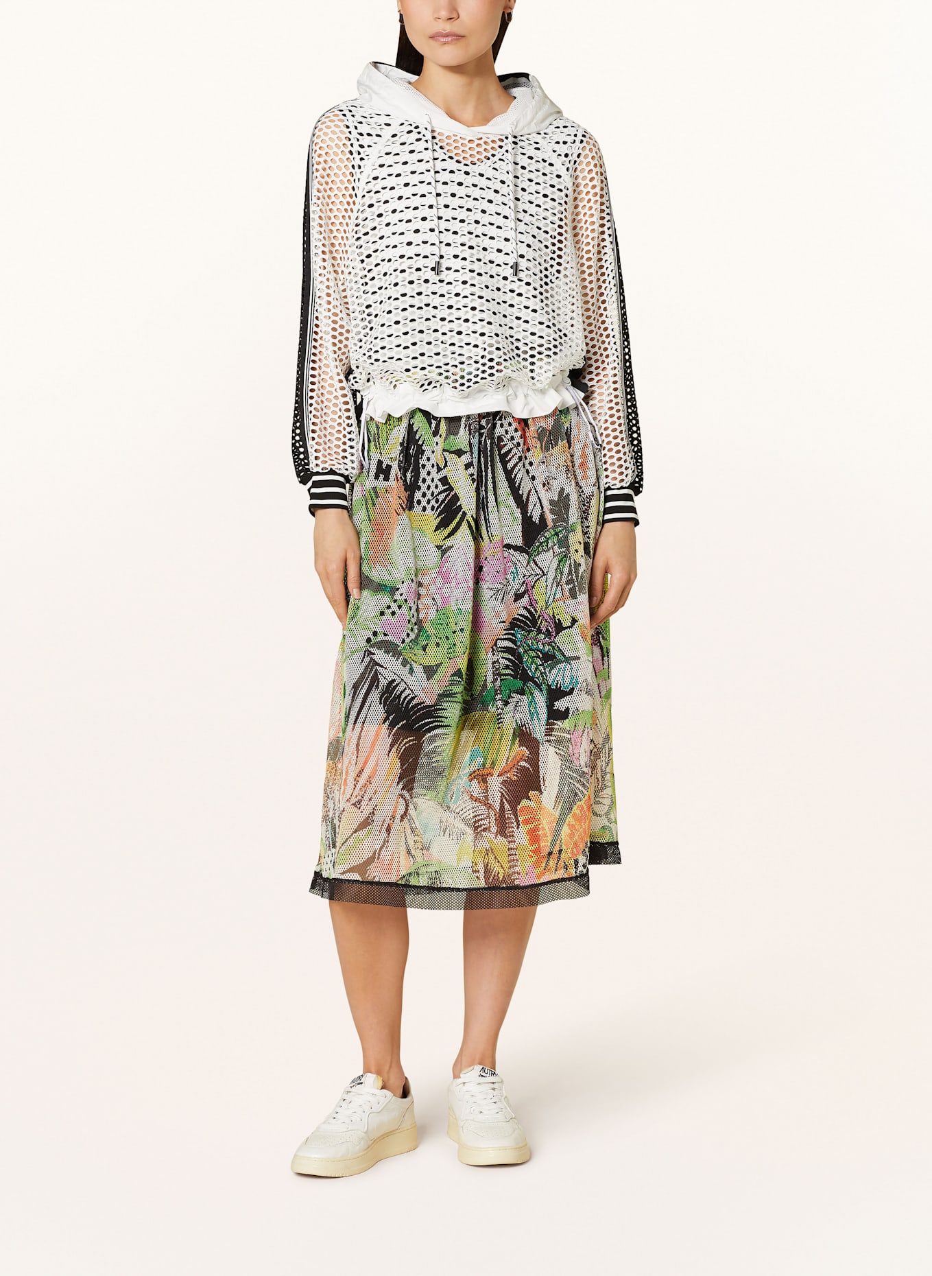 MARC CAIN Hoodie: 910 black and white