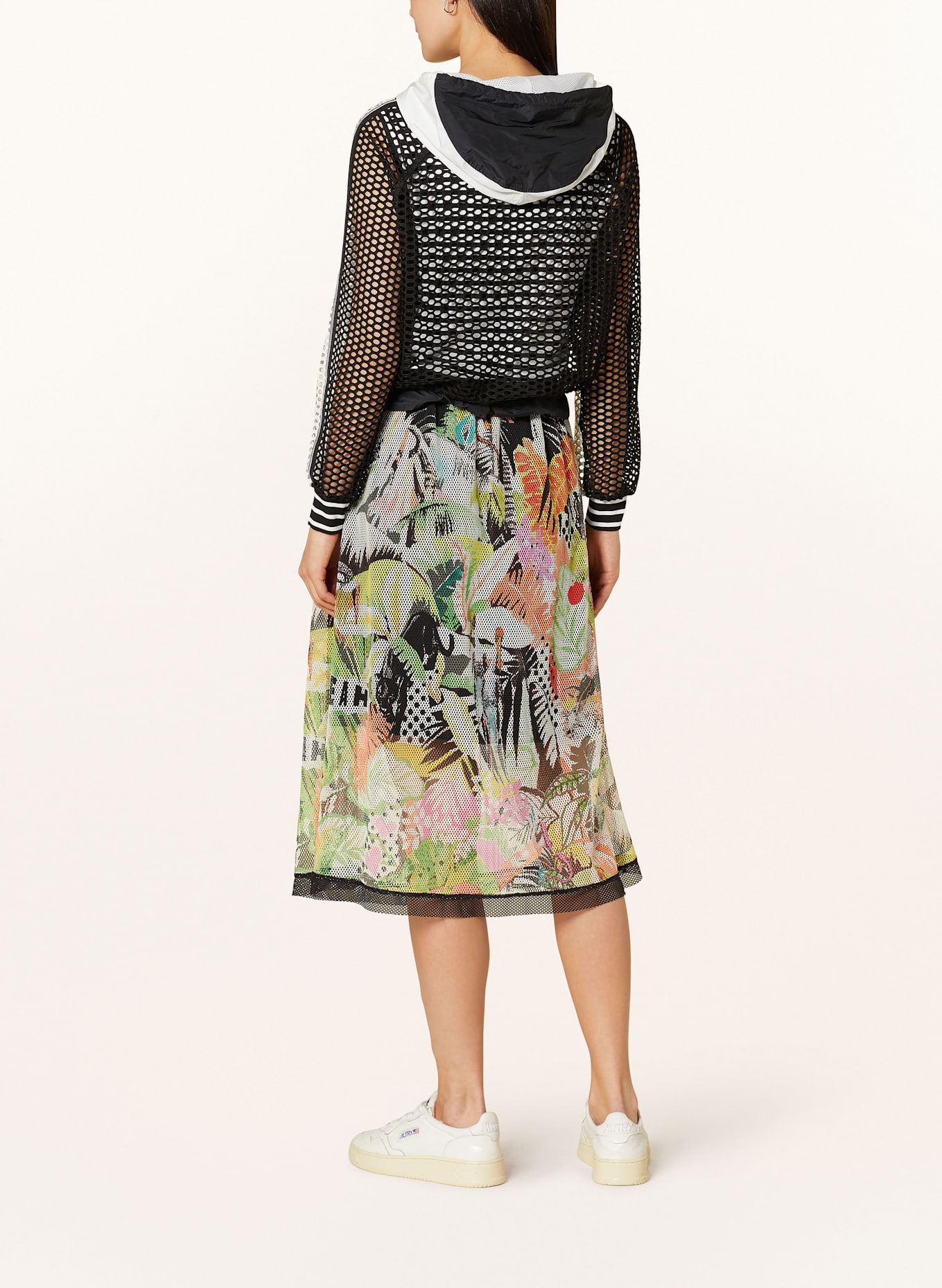 MARC CAIN Hoodie: 910 black and white