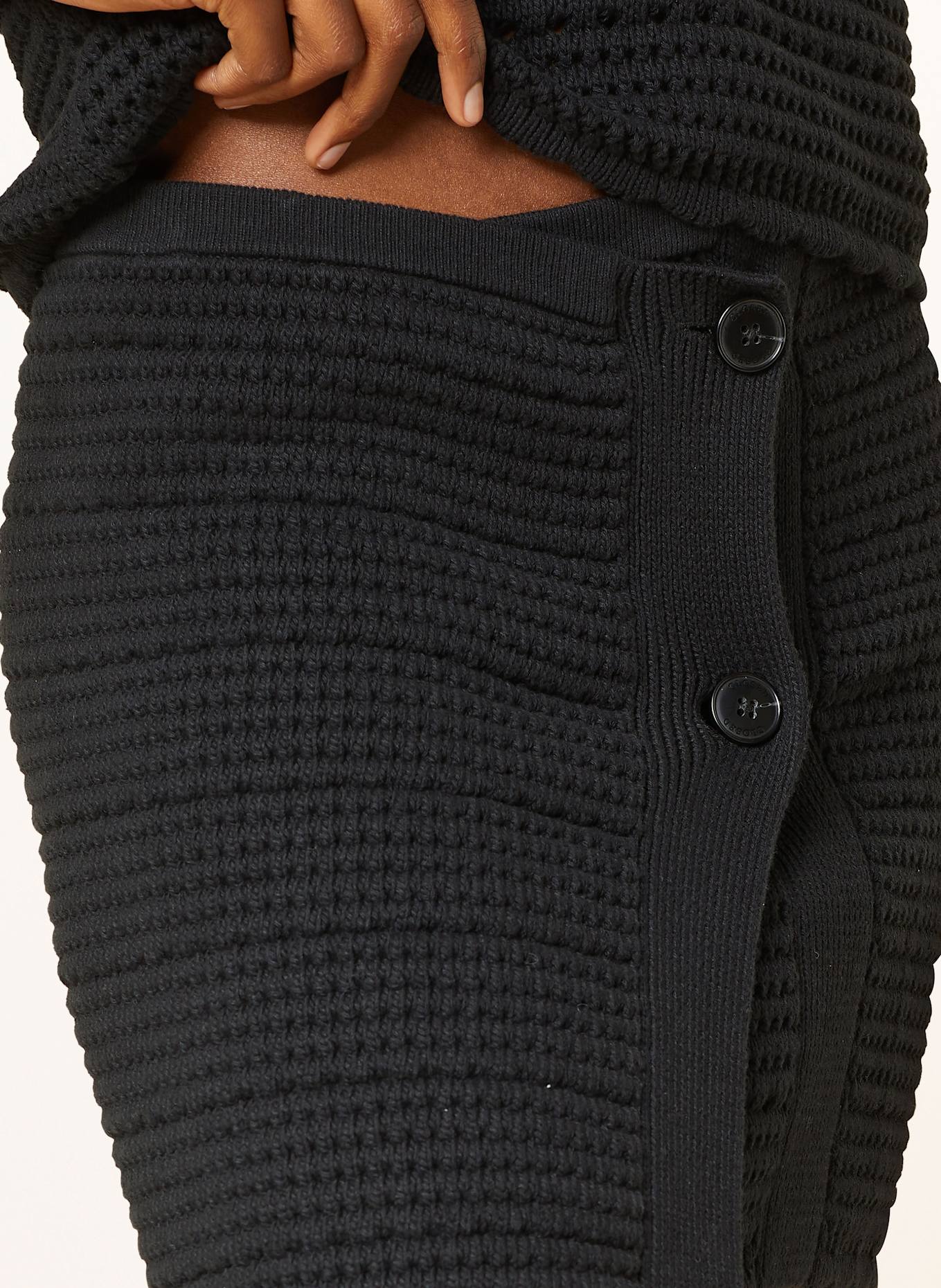 CLOSED Strickrock CROCHET: SCHWARZ