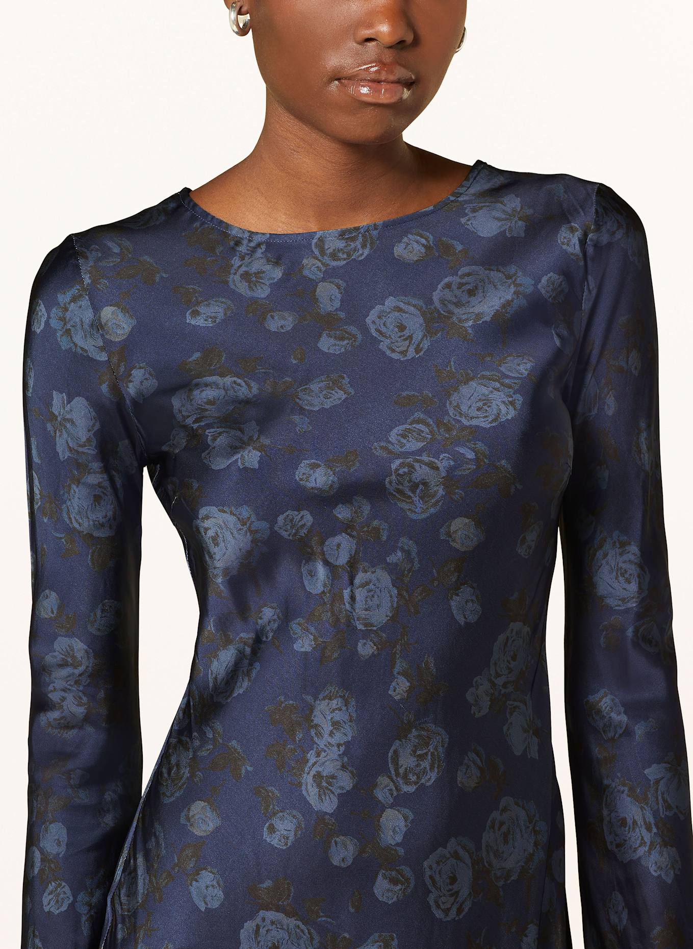 GANNI Saténové šaty: TMAVĚ MODRÁ