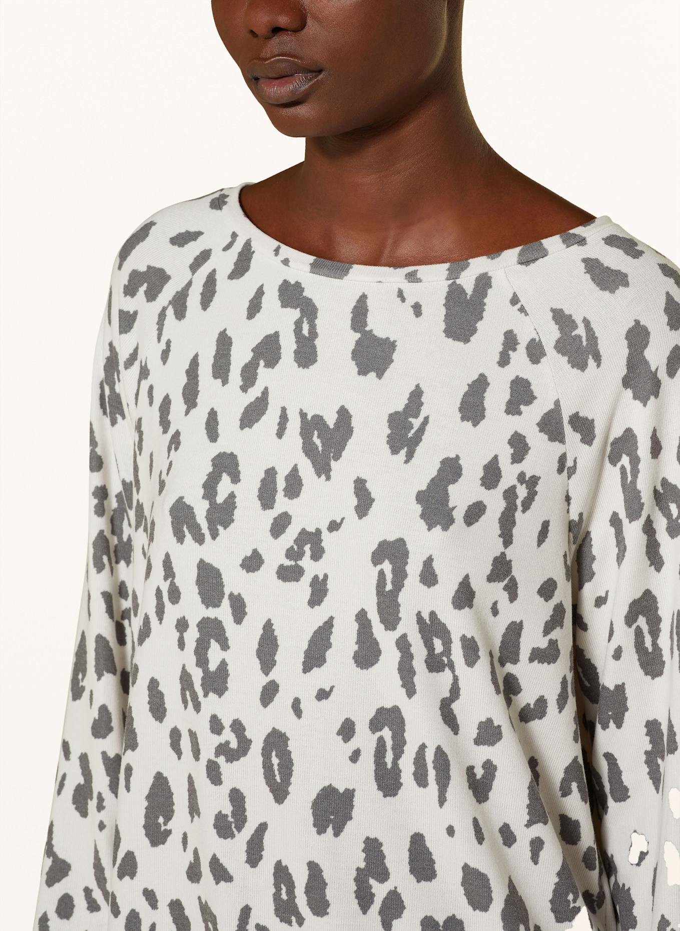 Juvia Schlafshirt EASY: CREME / GRAU